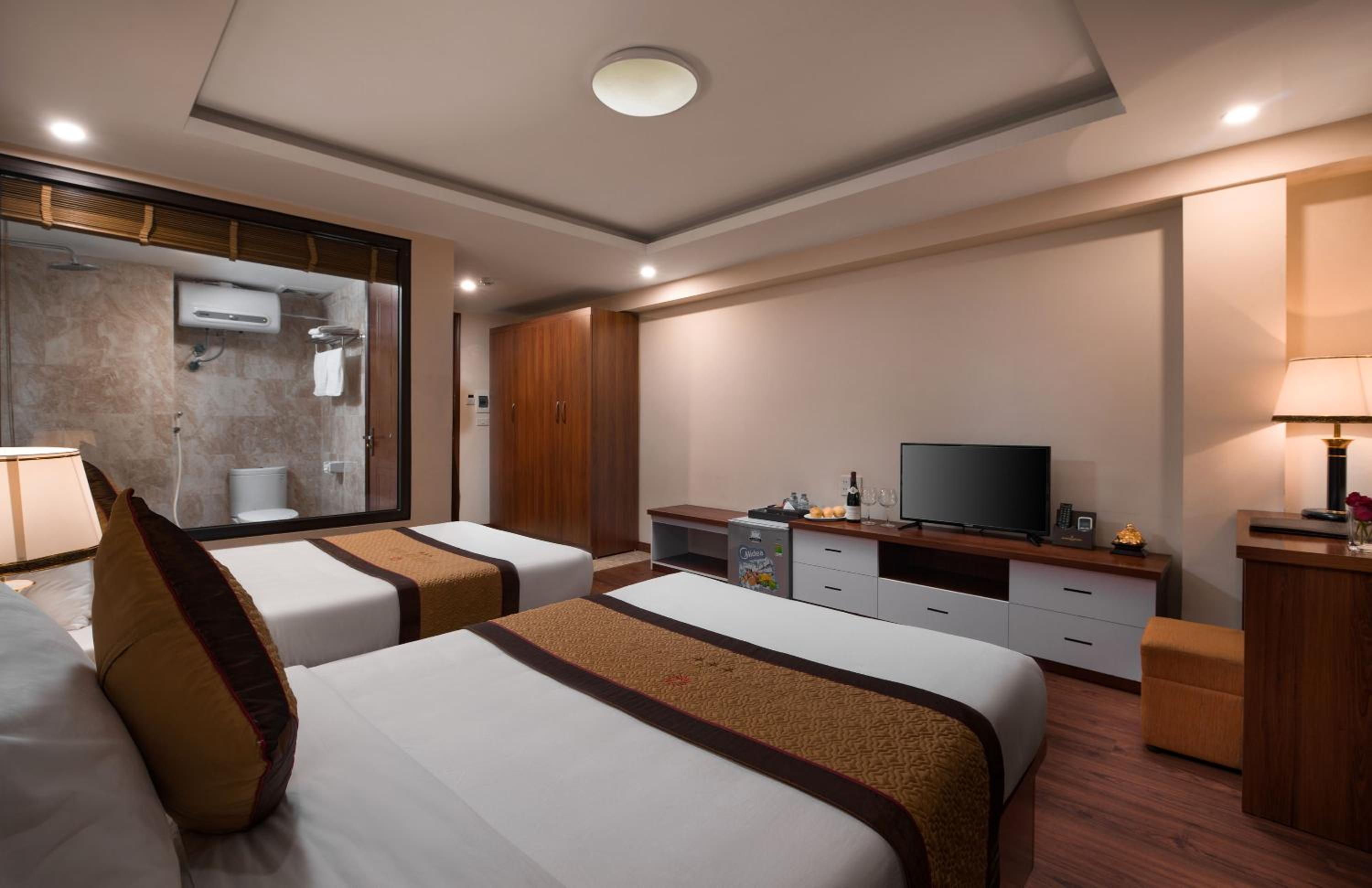 Standard Twin Room photo 3
