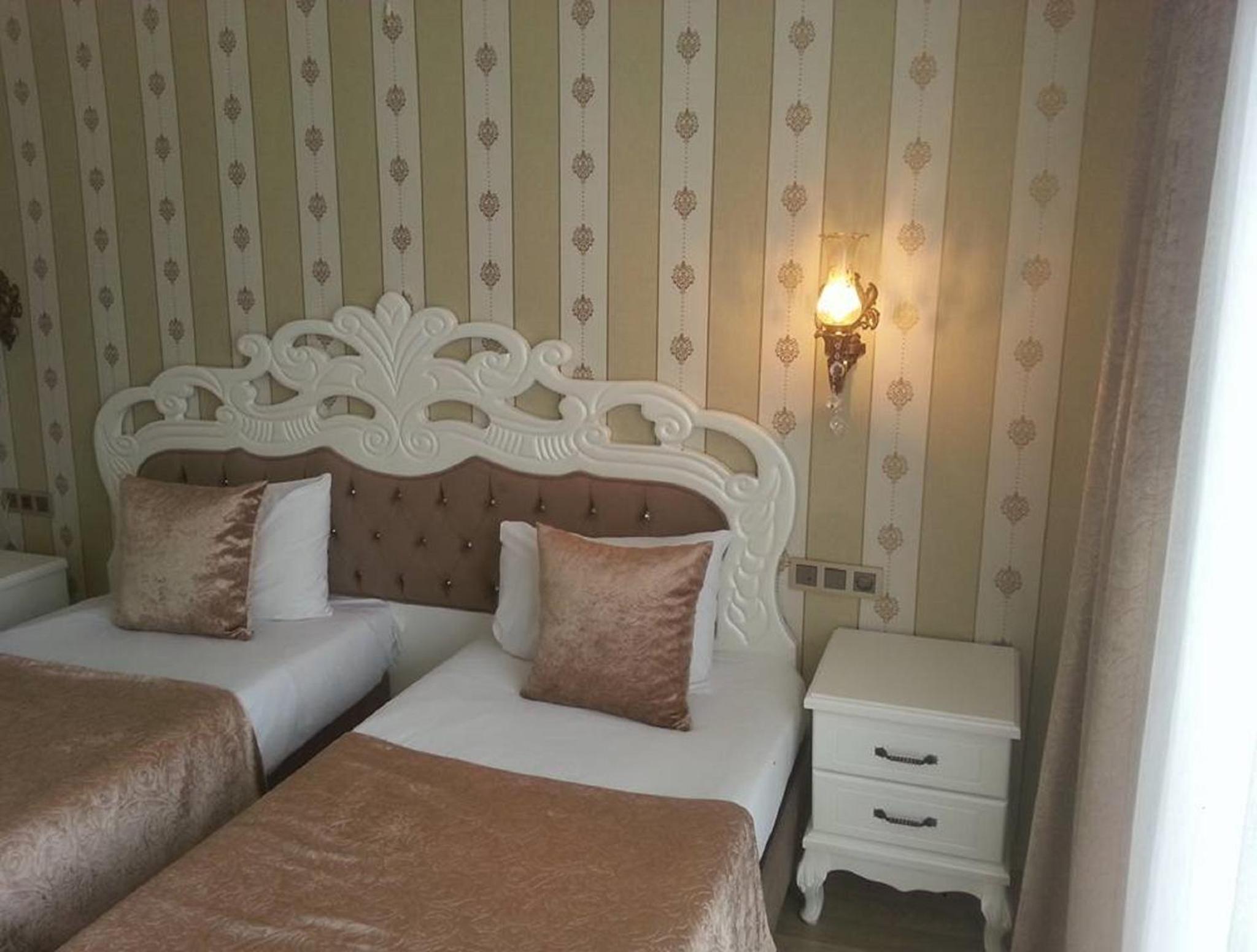 Economy Double or Twin Room - Basement photo 1