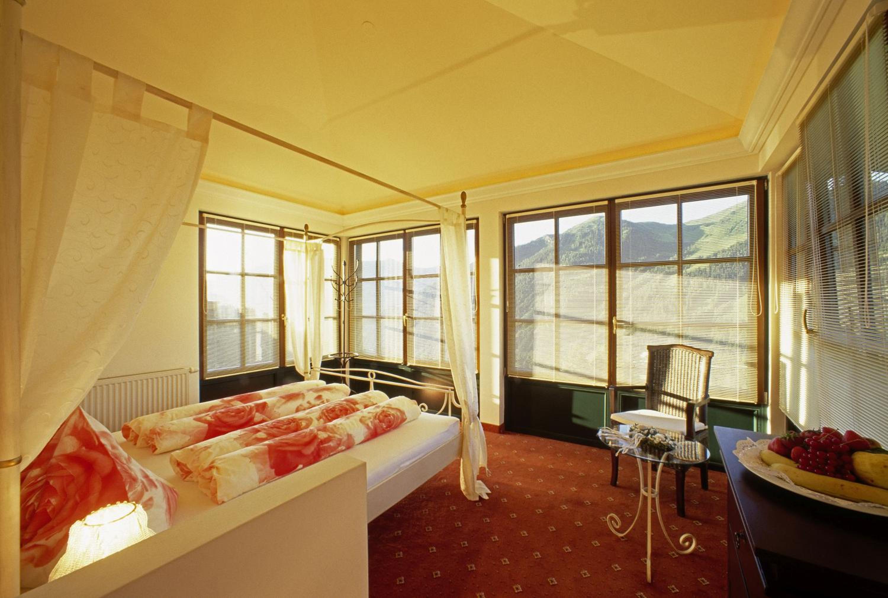 Suite with Lake View - Photo 4