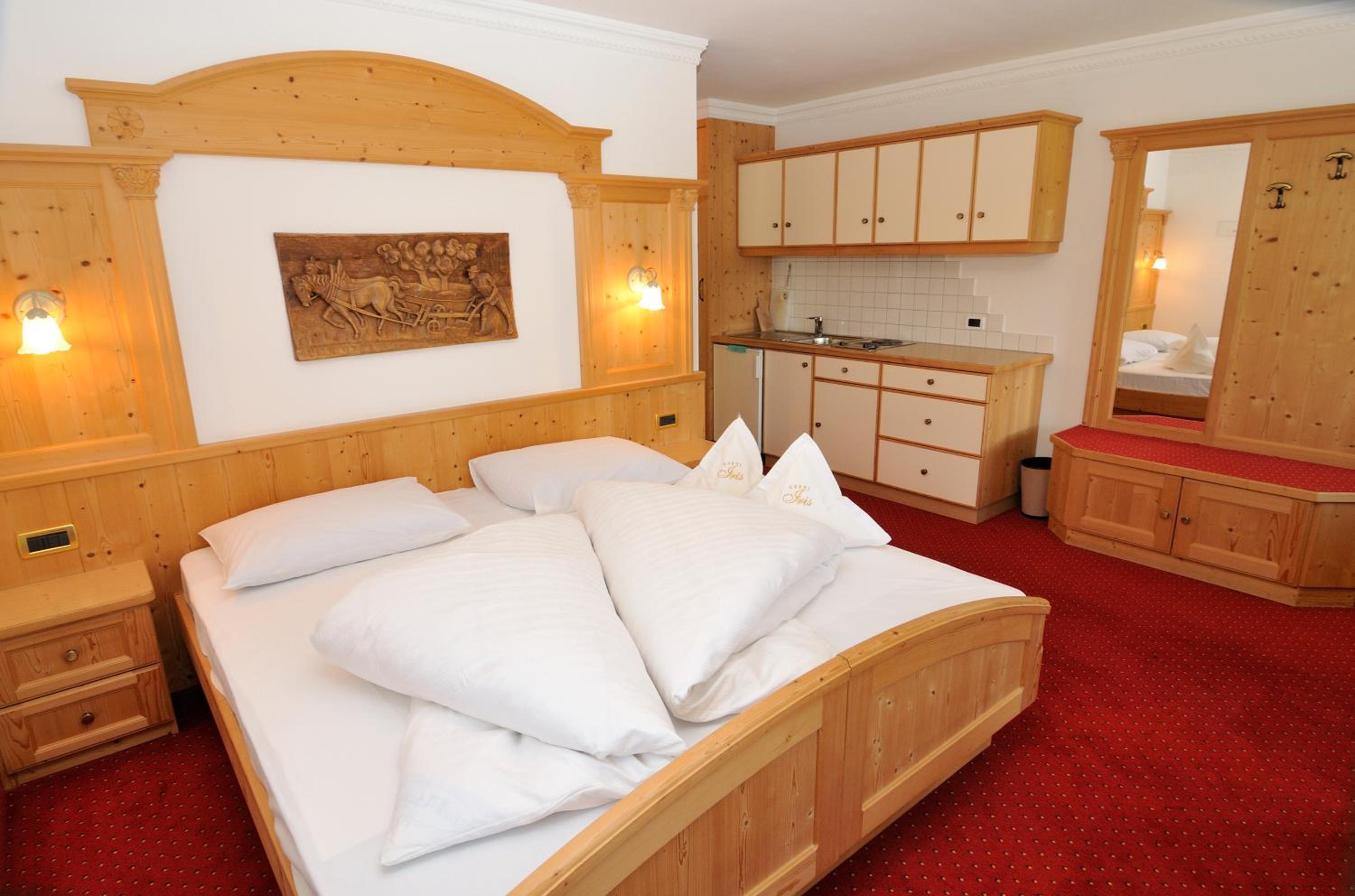 Studio (2 Adults)
