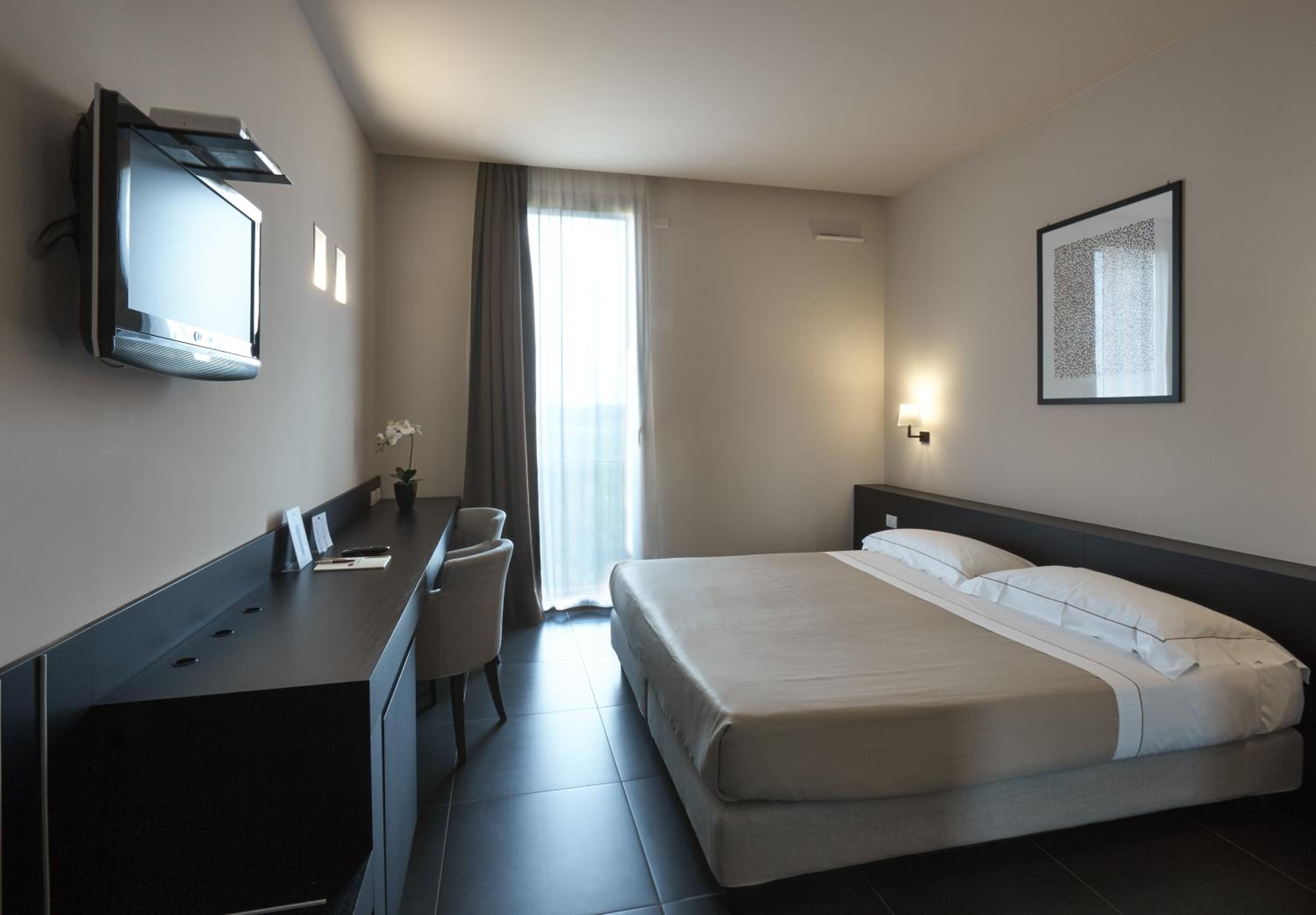 Classic Double Room - Photo 3