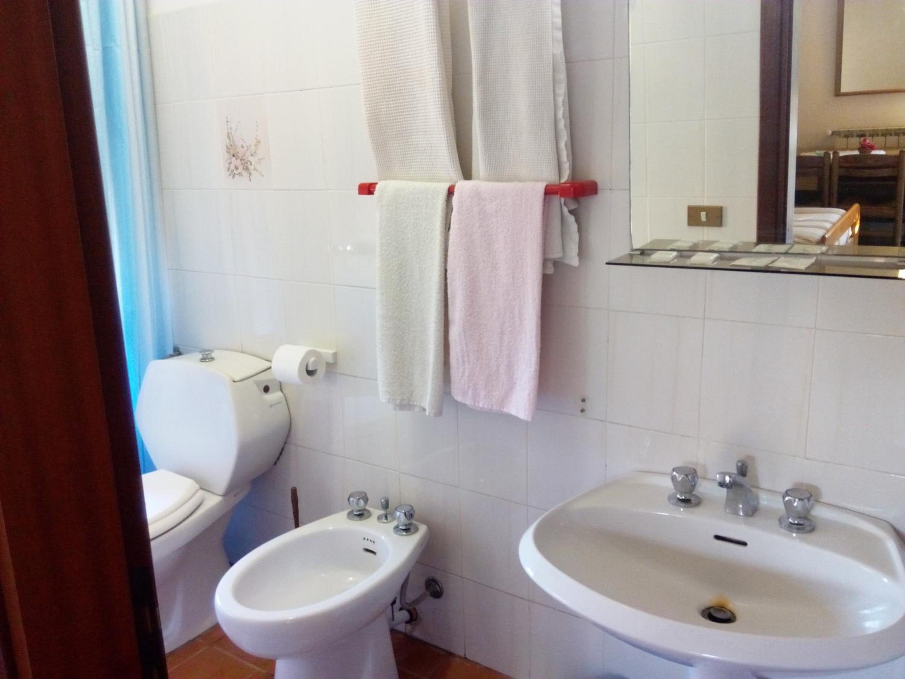 Double Room - Photo 32