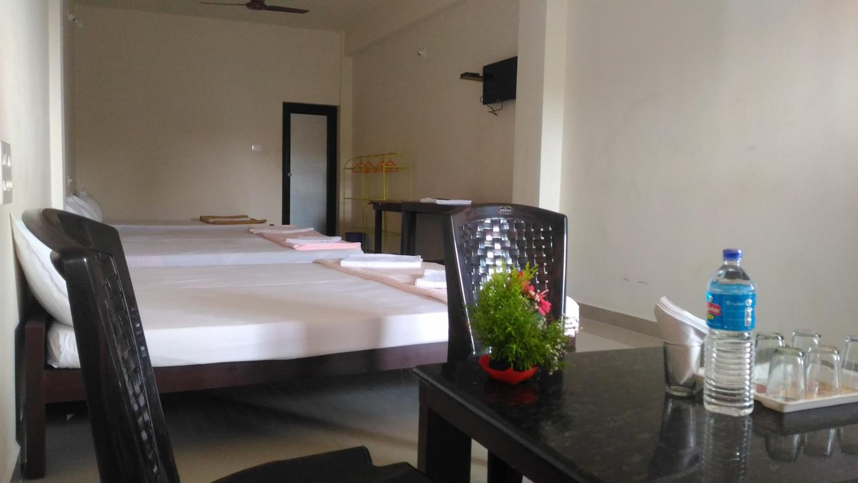 Quadruple Room with Balcony photo 2