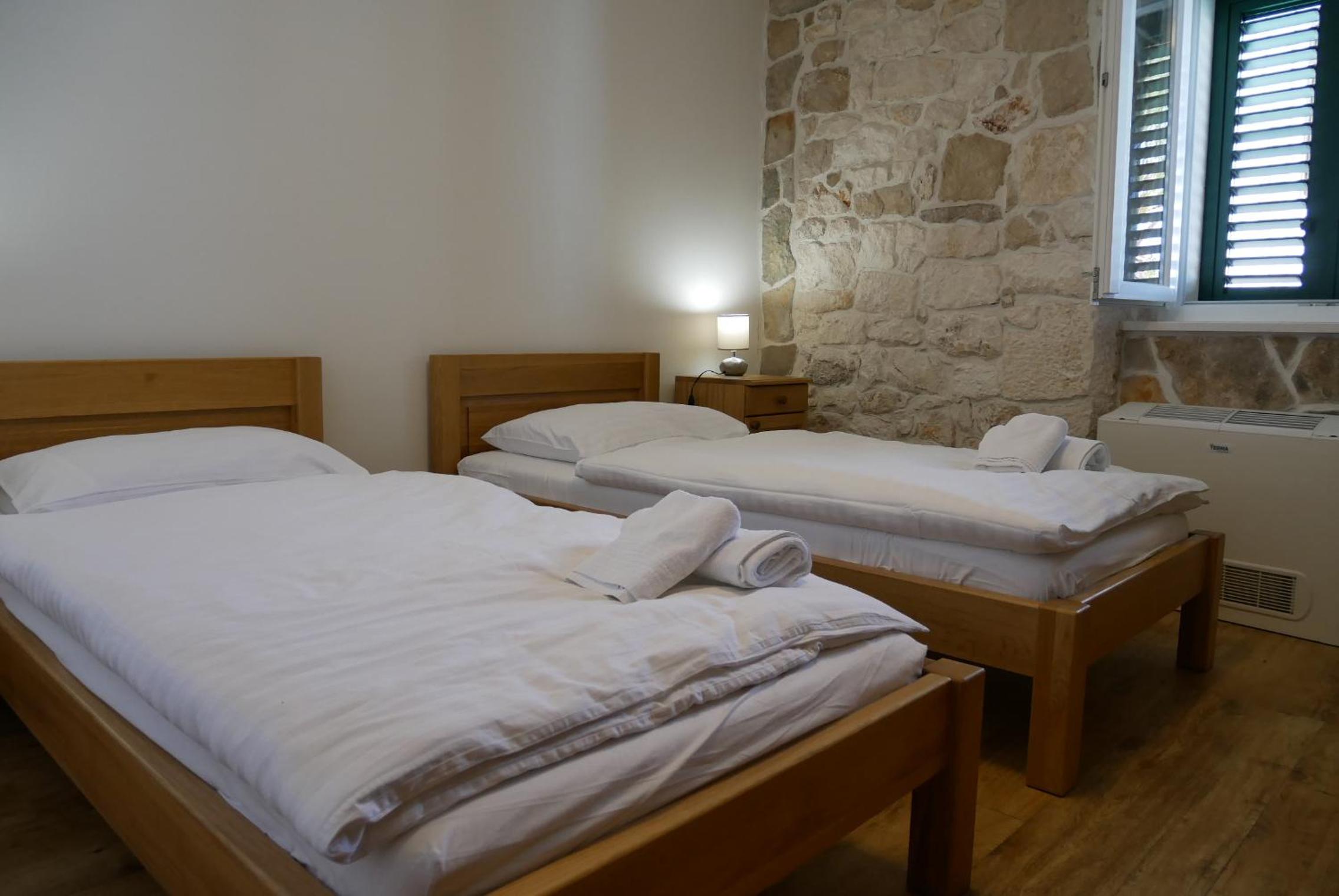 Deluxe Double or Twin Room with Sea View - Photo 1