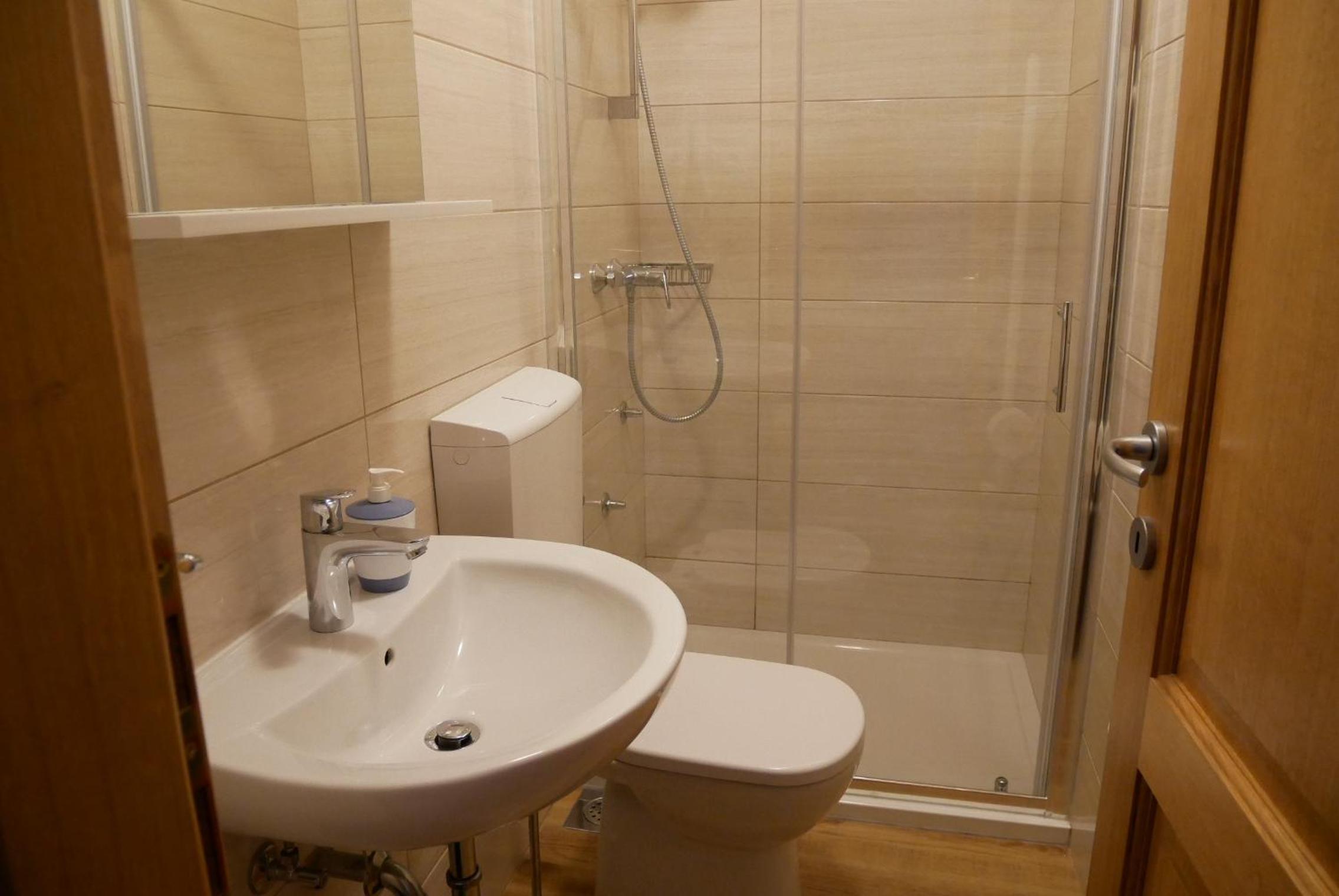 Deluxe Double or Twin Room with Sea View - Photo 7
