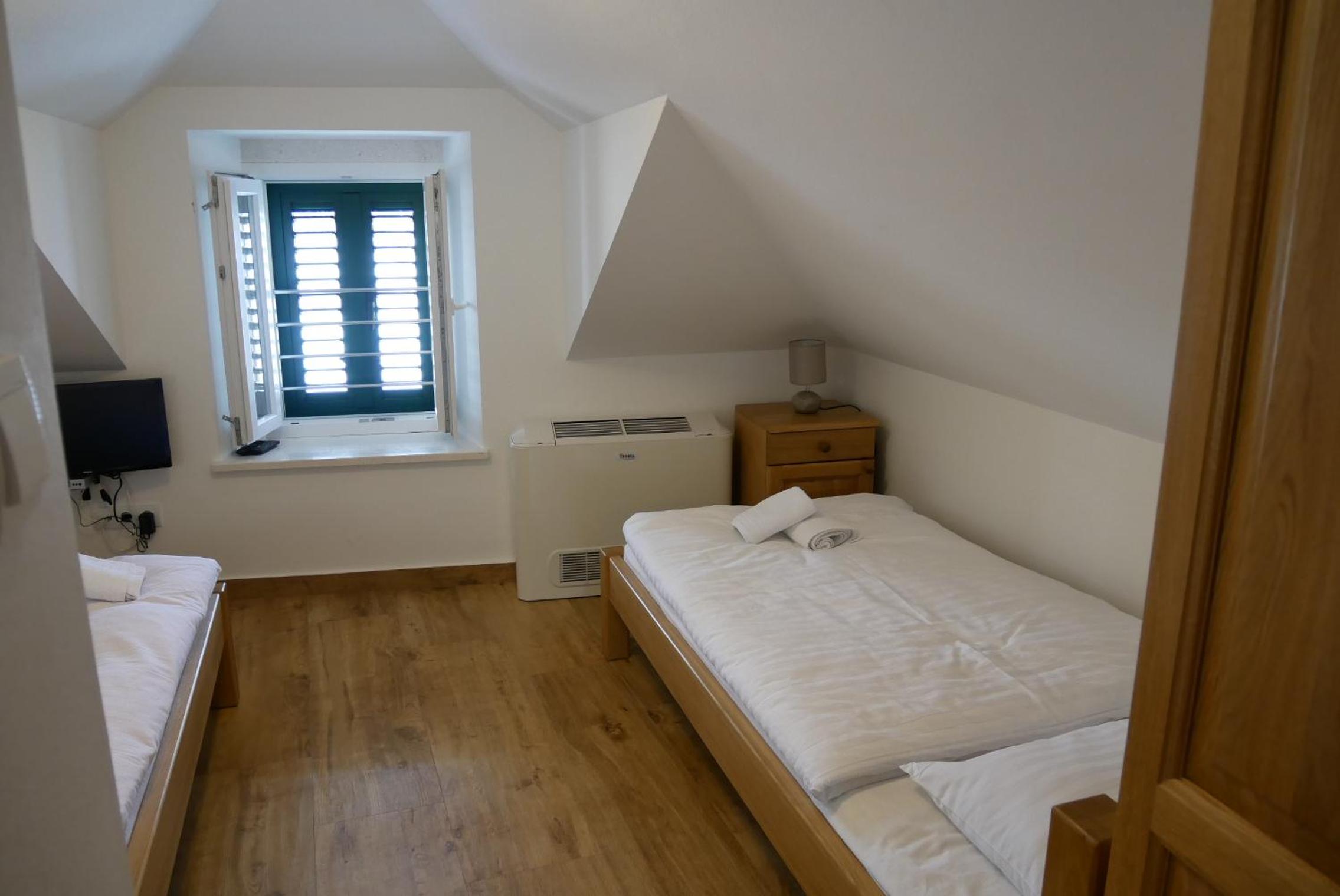 Loft - Photo 10