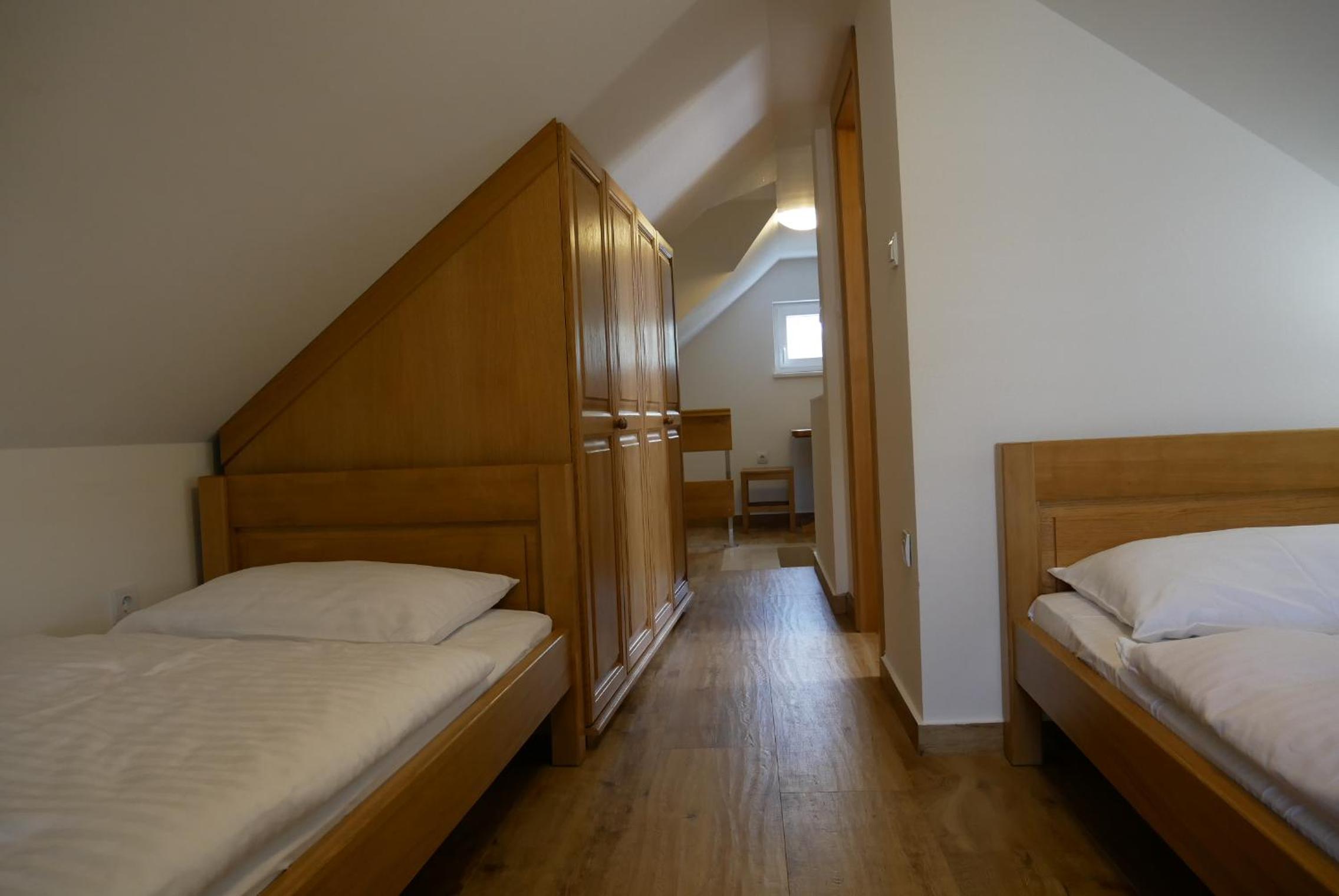 Loft - Photo 1