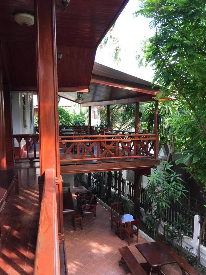 Double Room with Balcony - Photo 3