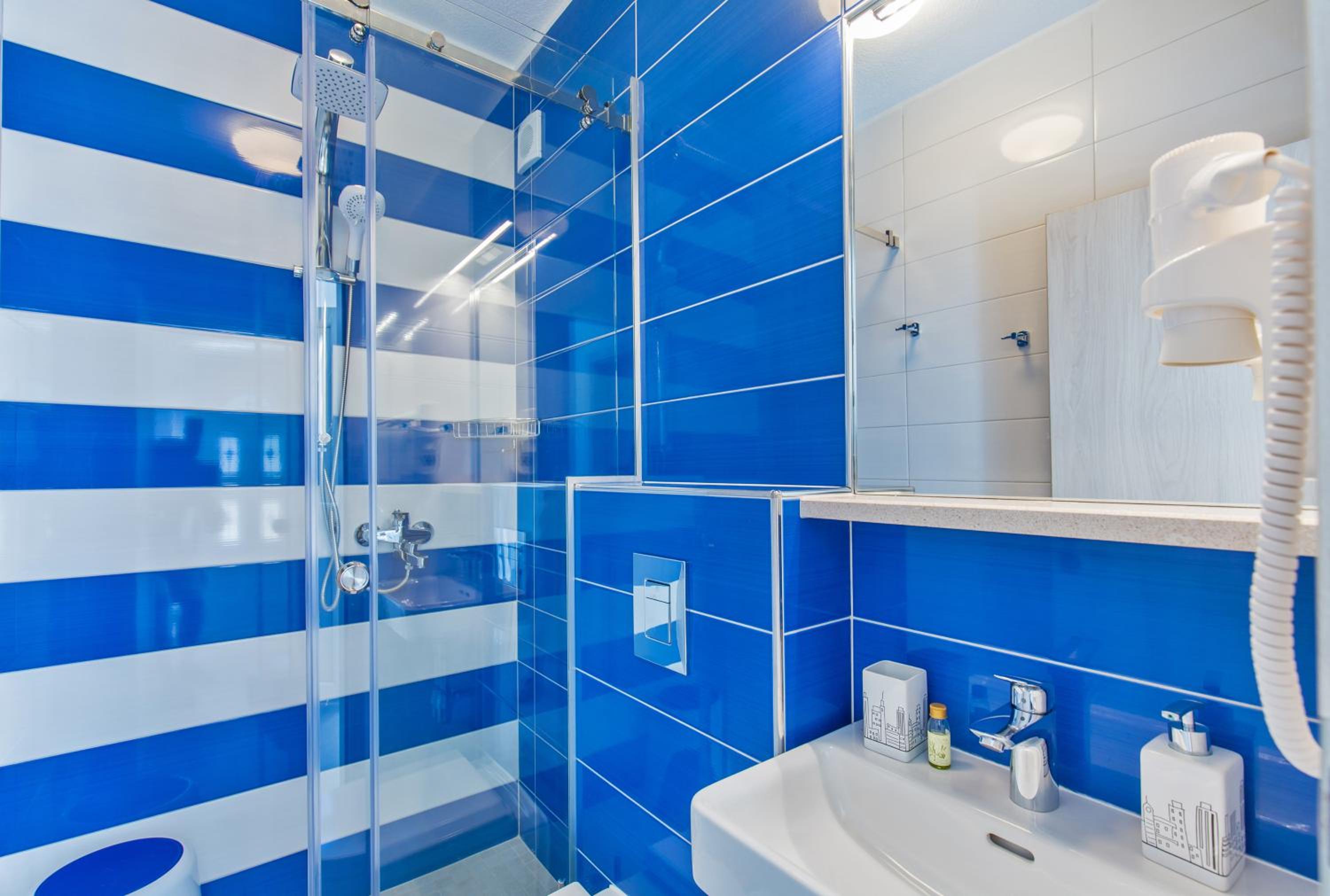 Superior Apartment with Balcony and Sea View - Photo 7