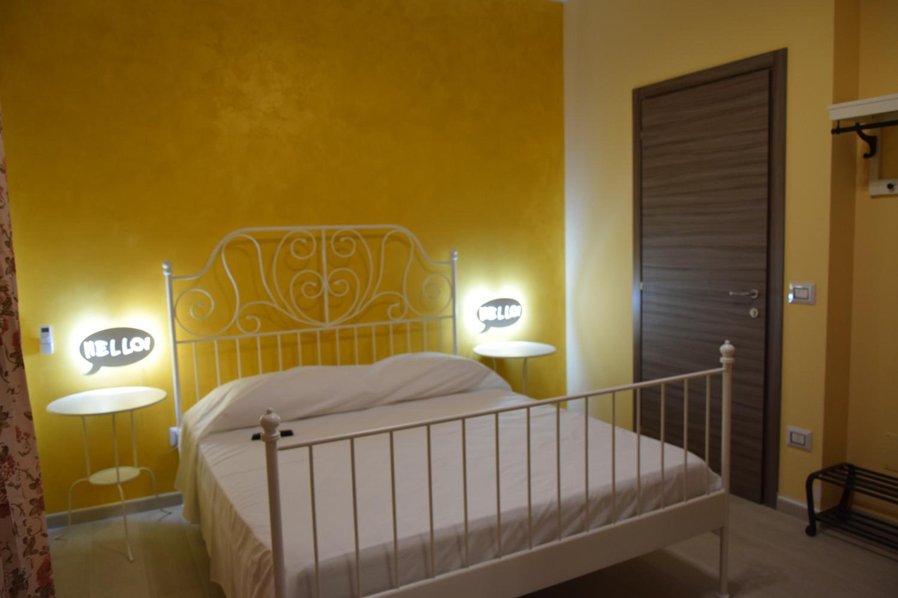 King Room With Balcony photo 2