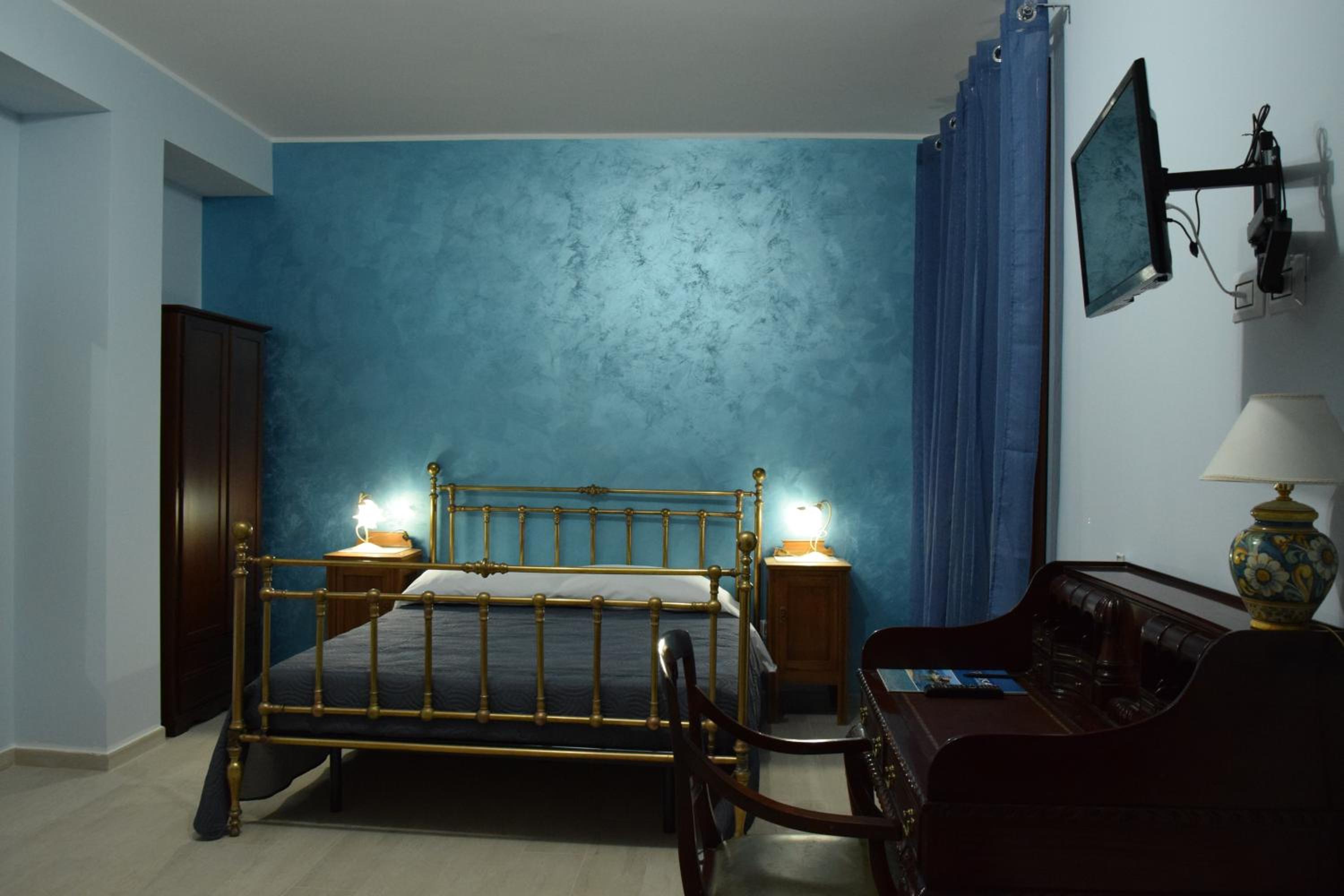 Triple Room With Balcony photo 1