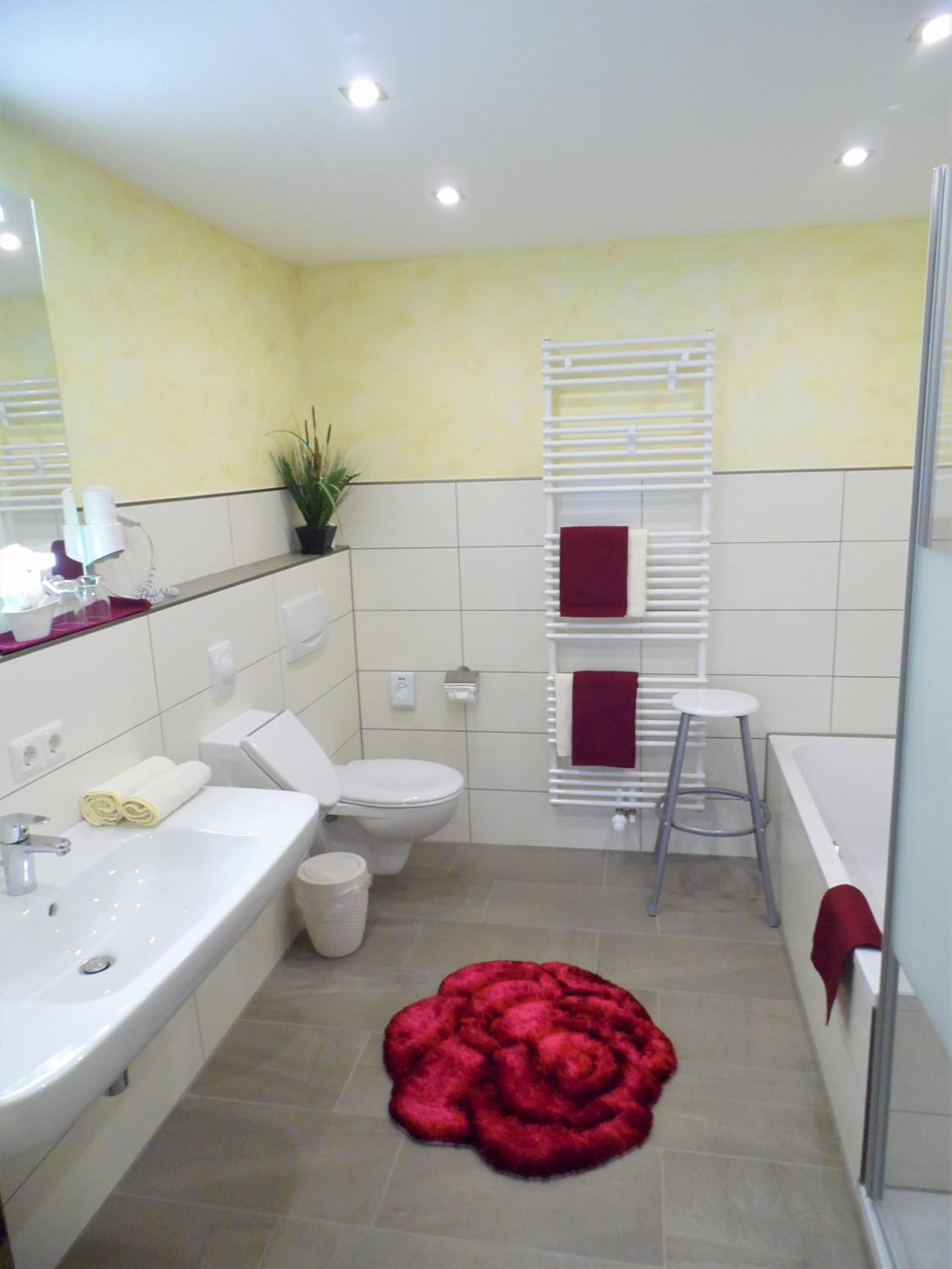 Large Double Room photo 2