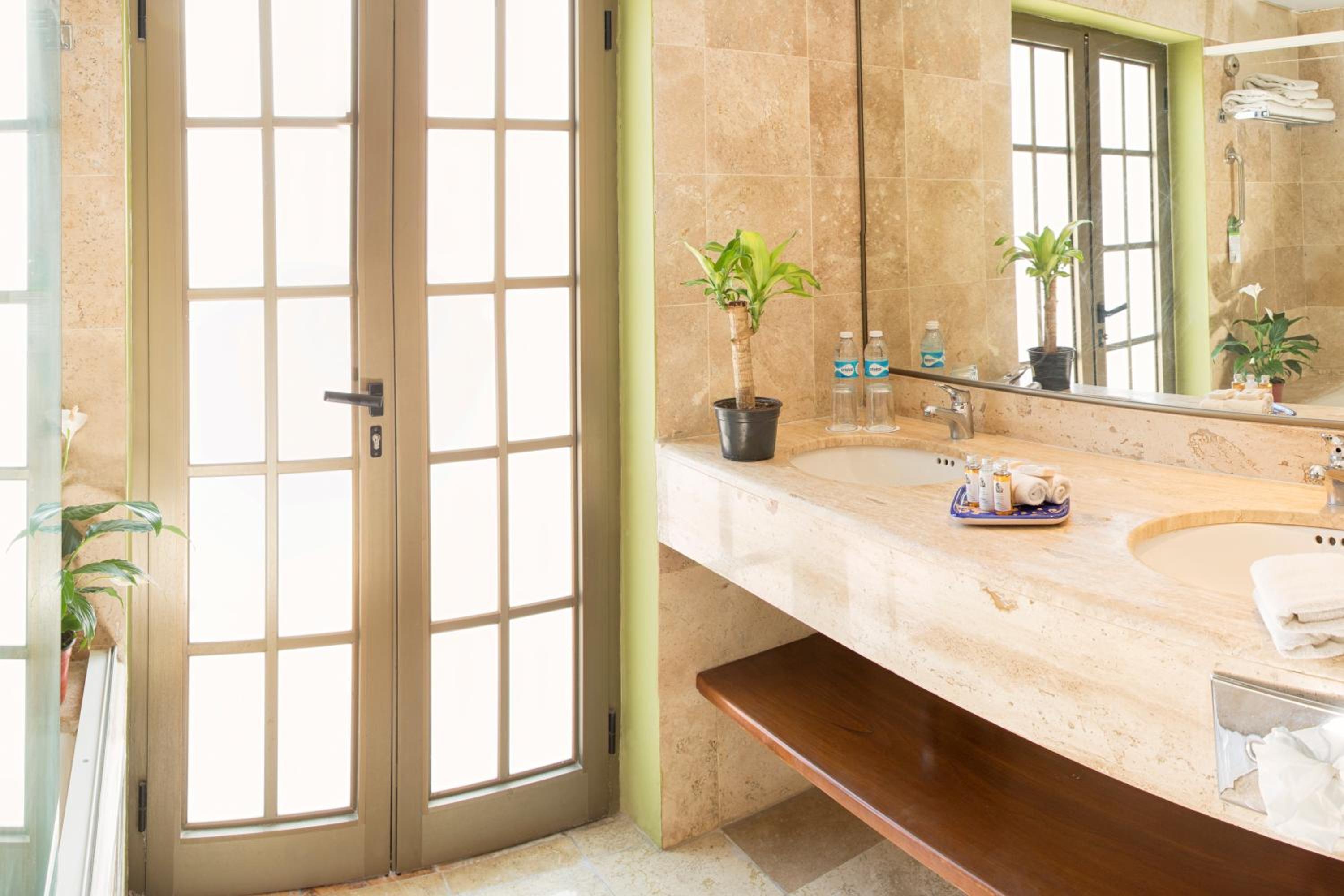 Junior Suite - Photo 10