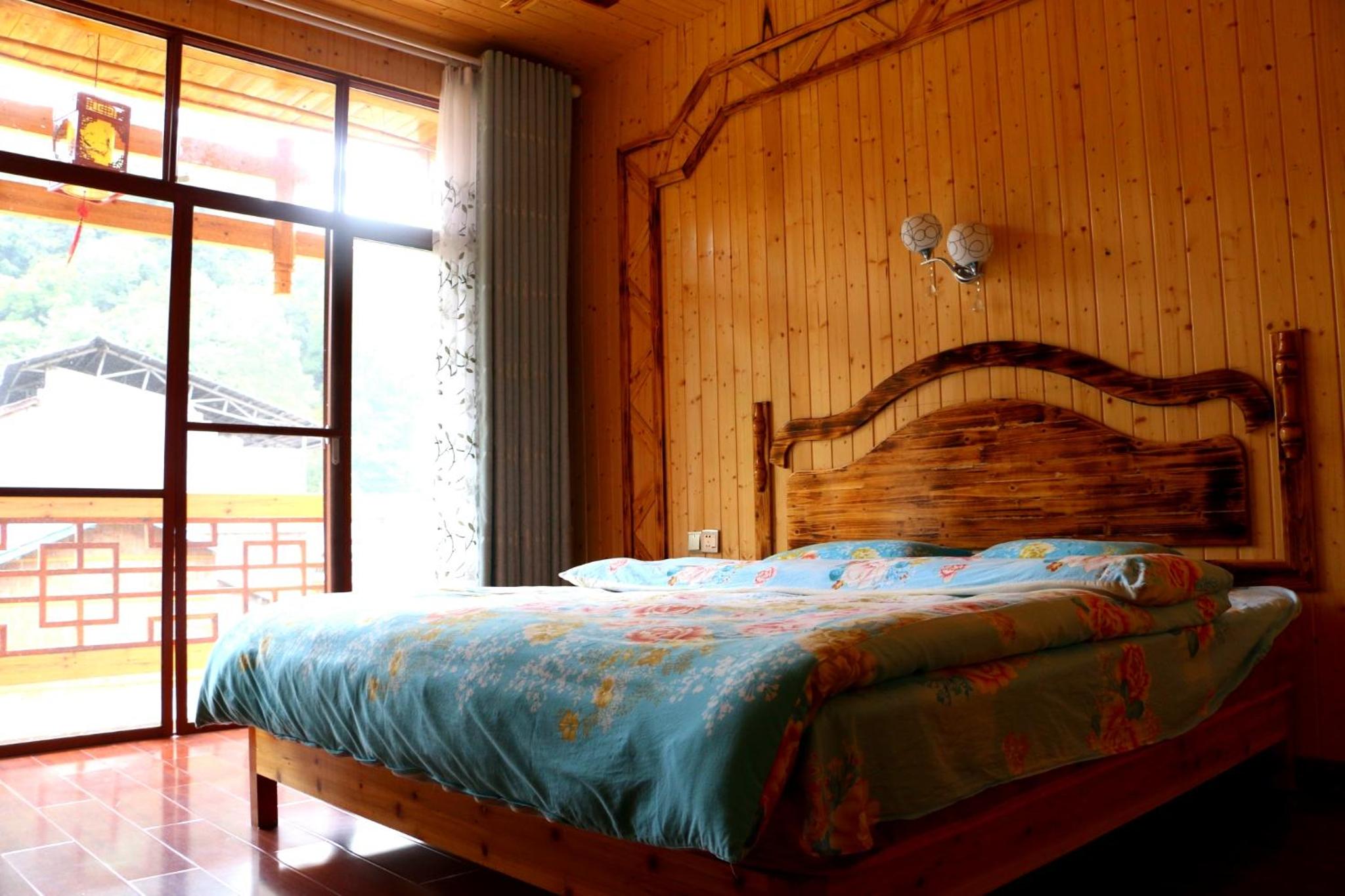 King Room with Mountain View photo 2