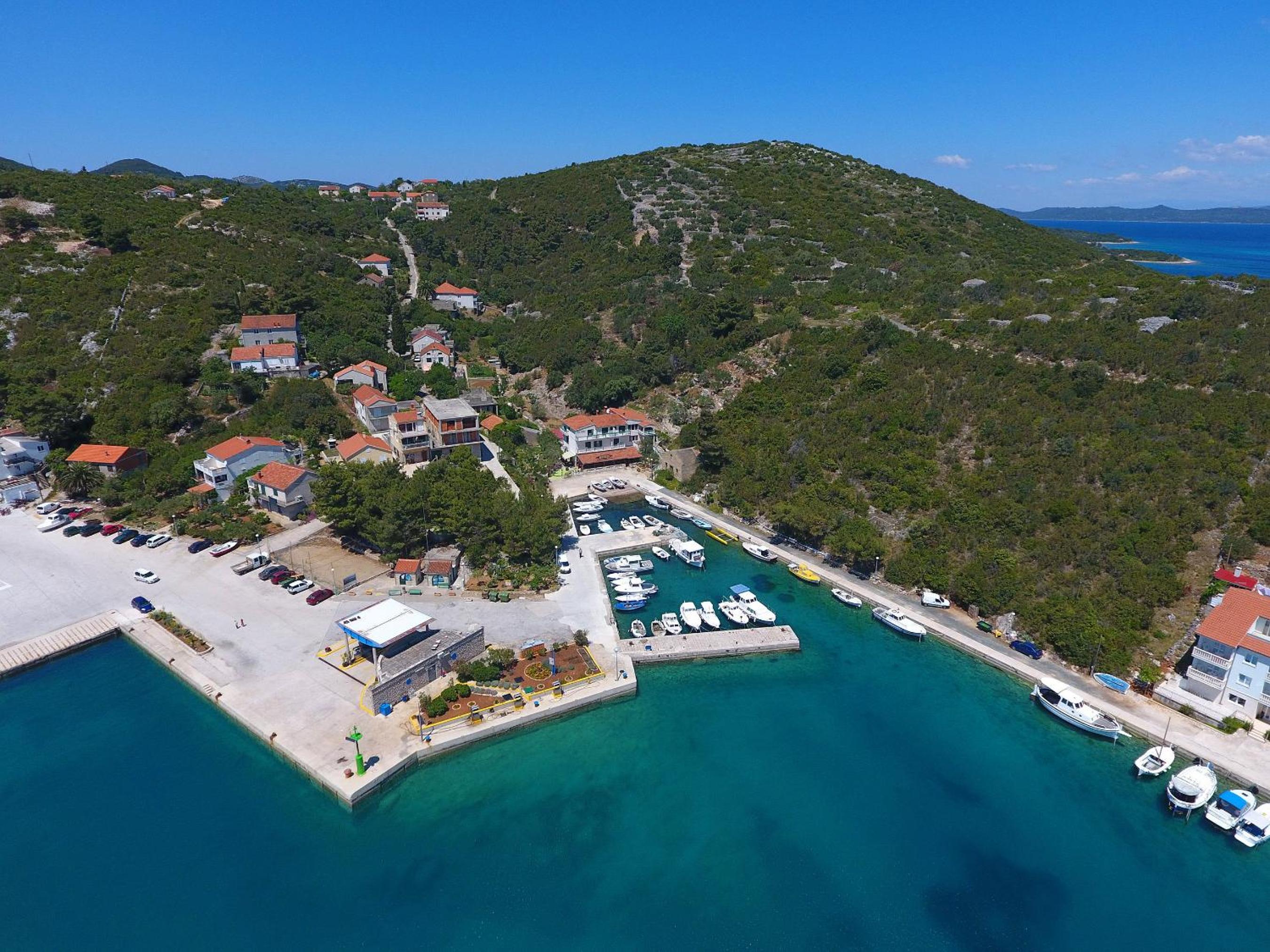 Deluxe Double or Twin Room with Sea View photo 2