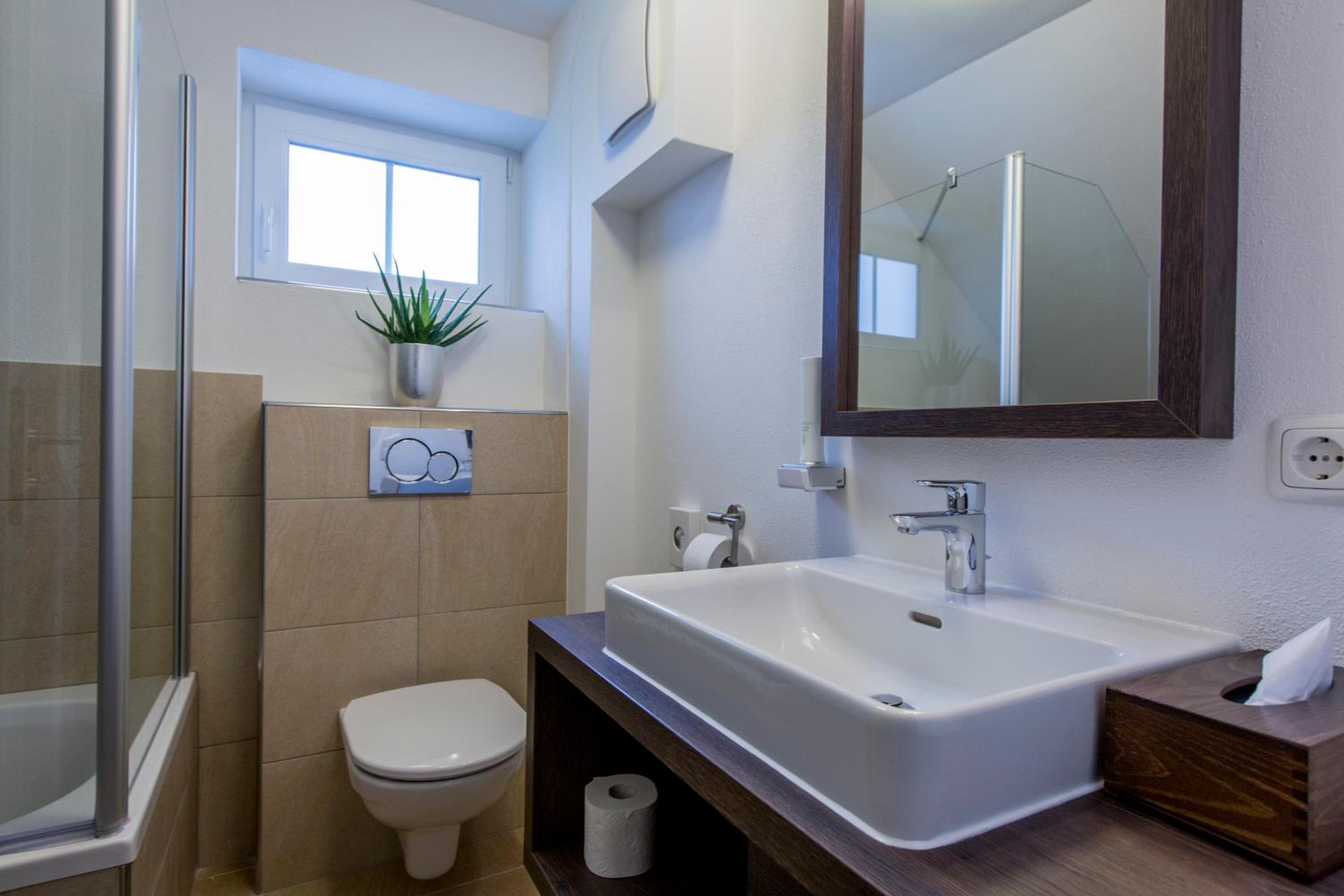 Standard Double Room - Photo 4