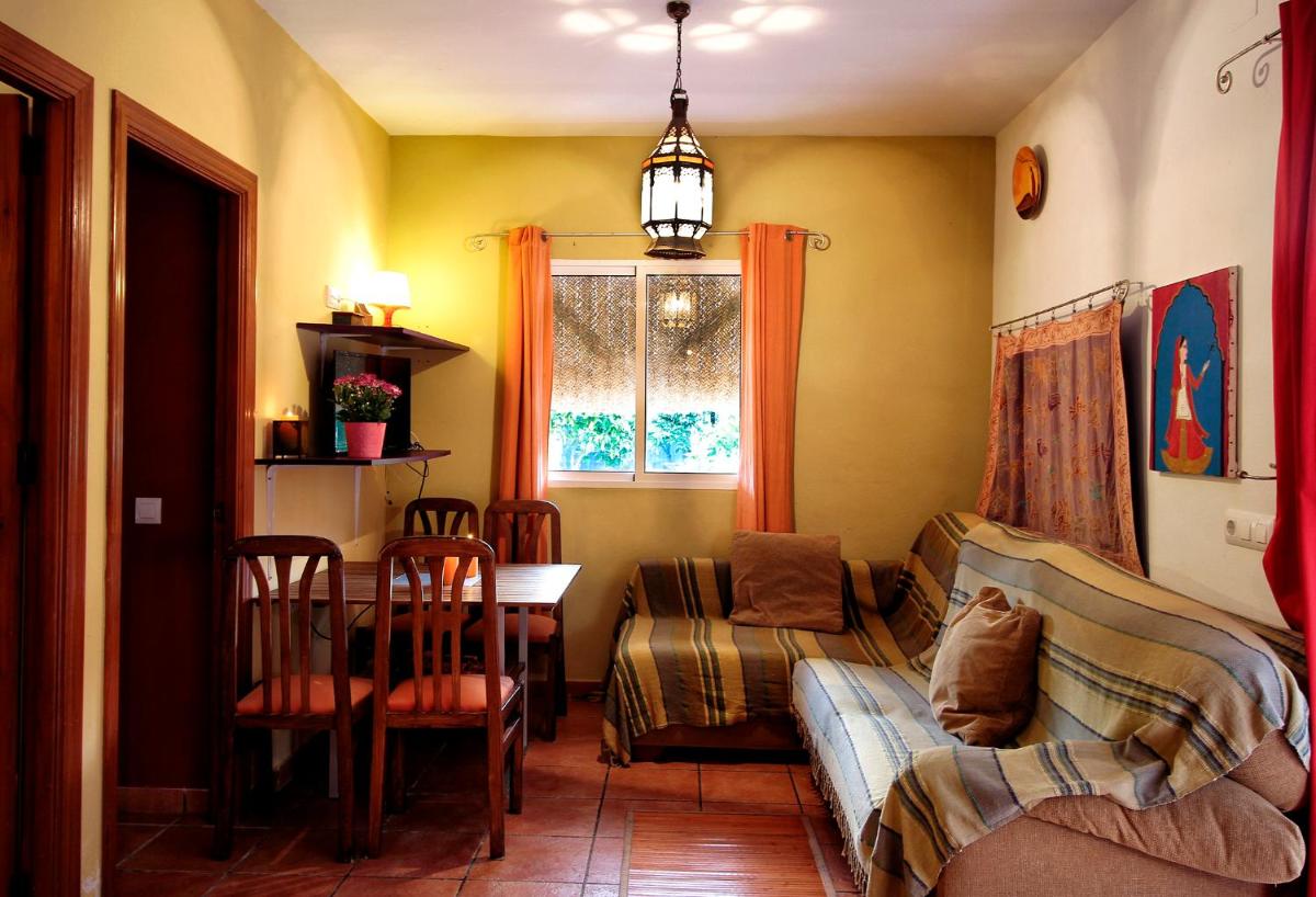 Two-Bedroom House photo 3