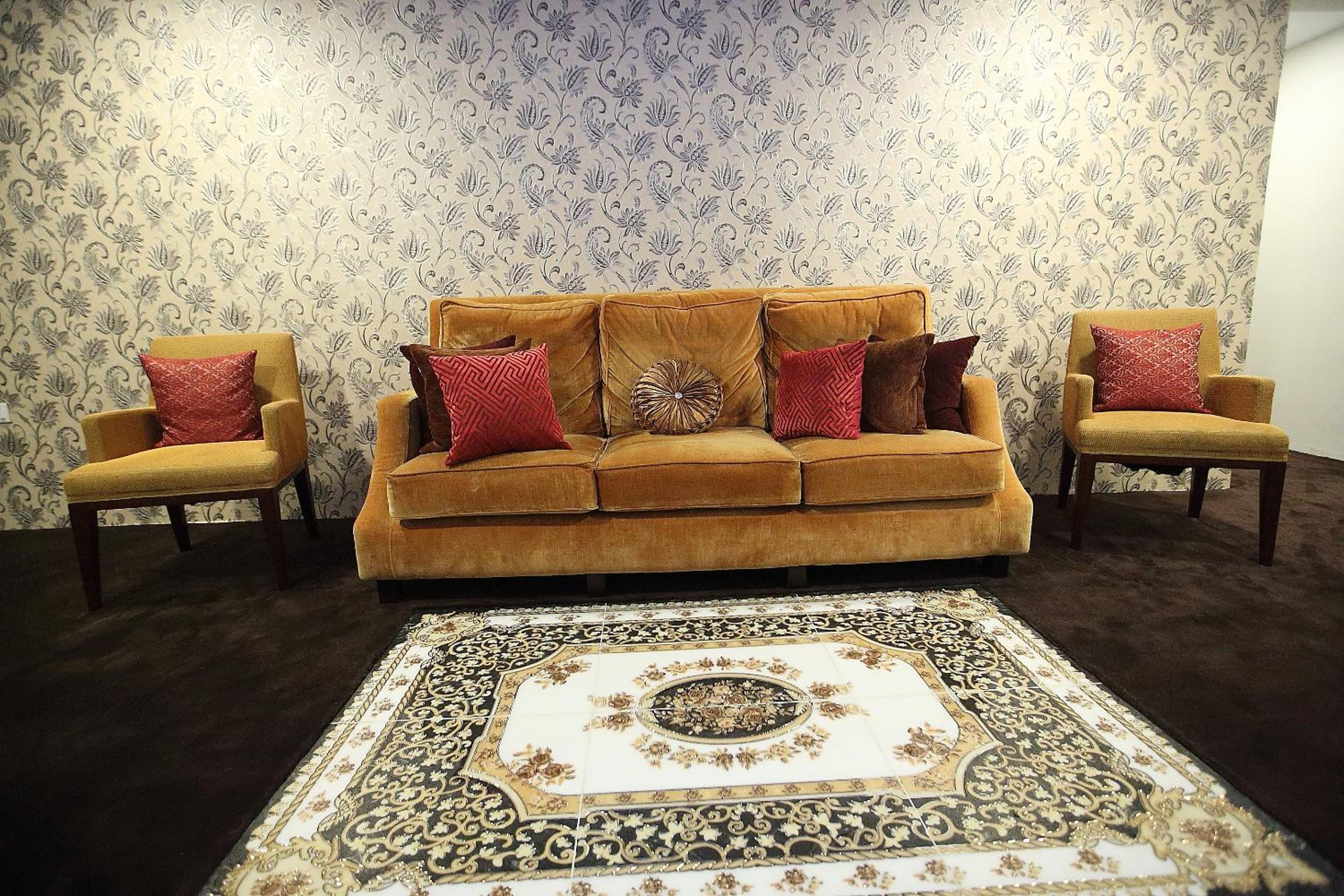 Standard King Room - Photo 7