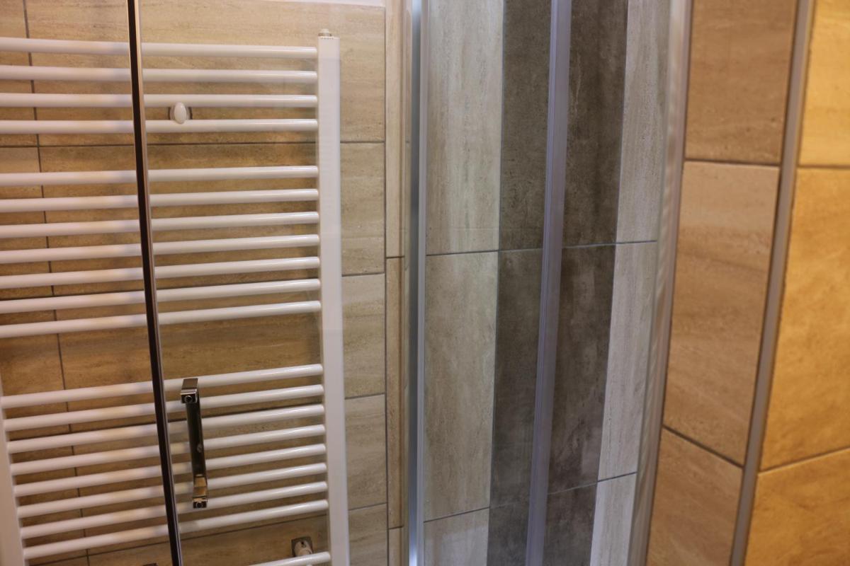 Studio Apartment - Photo 2