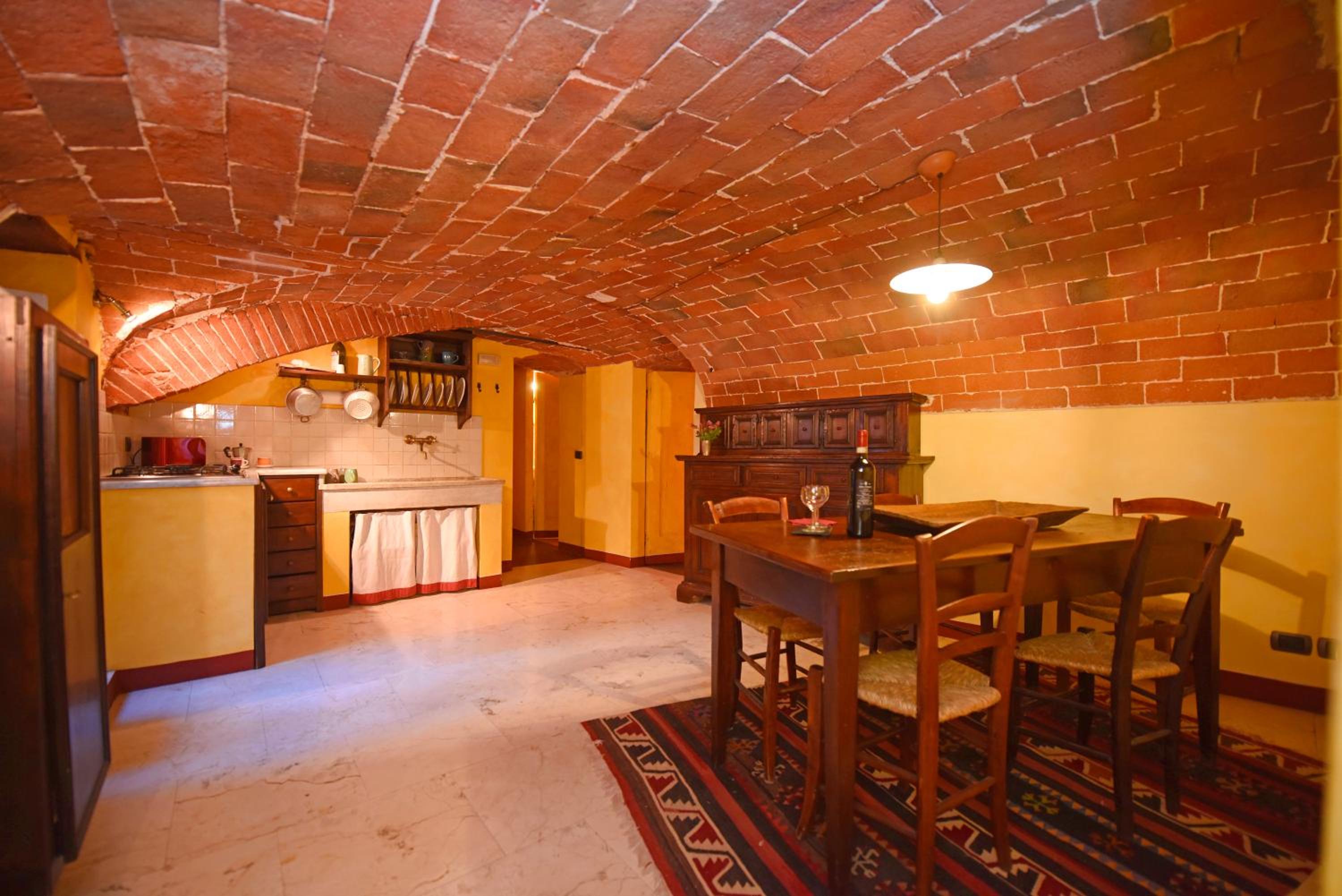 Apartment - Photo 31