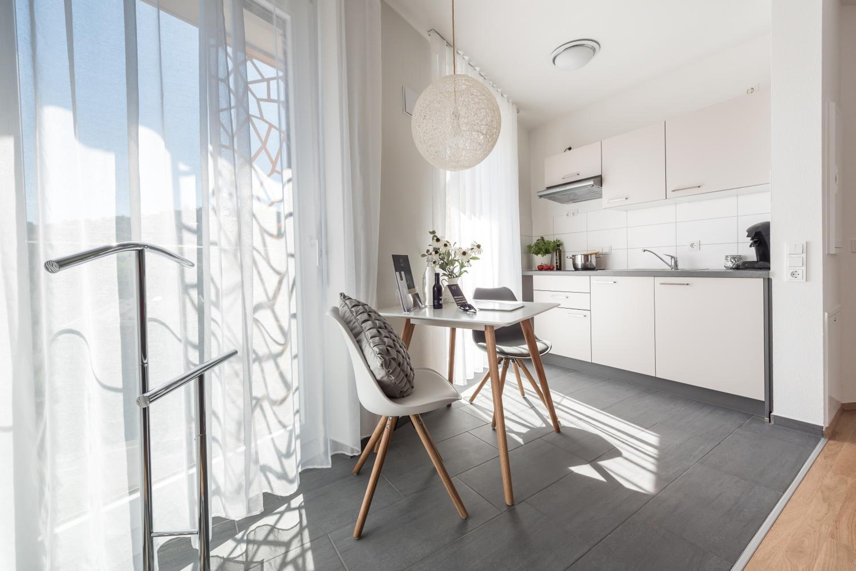 Studio Apartment - Photo 6