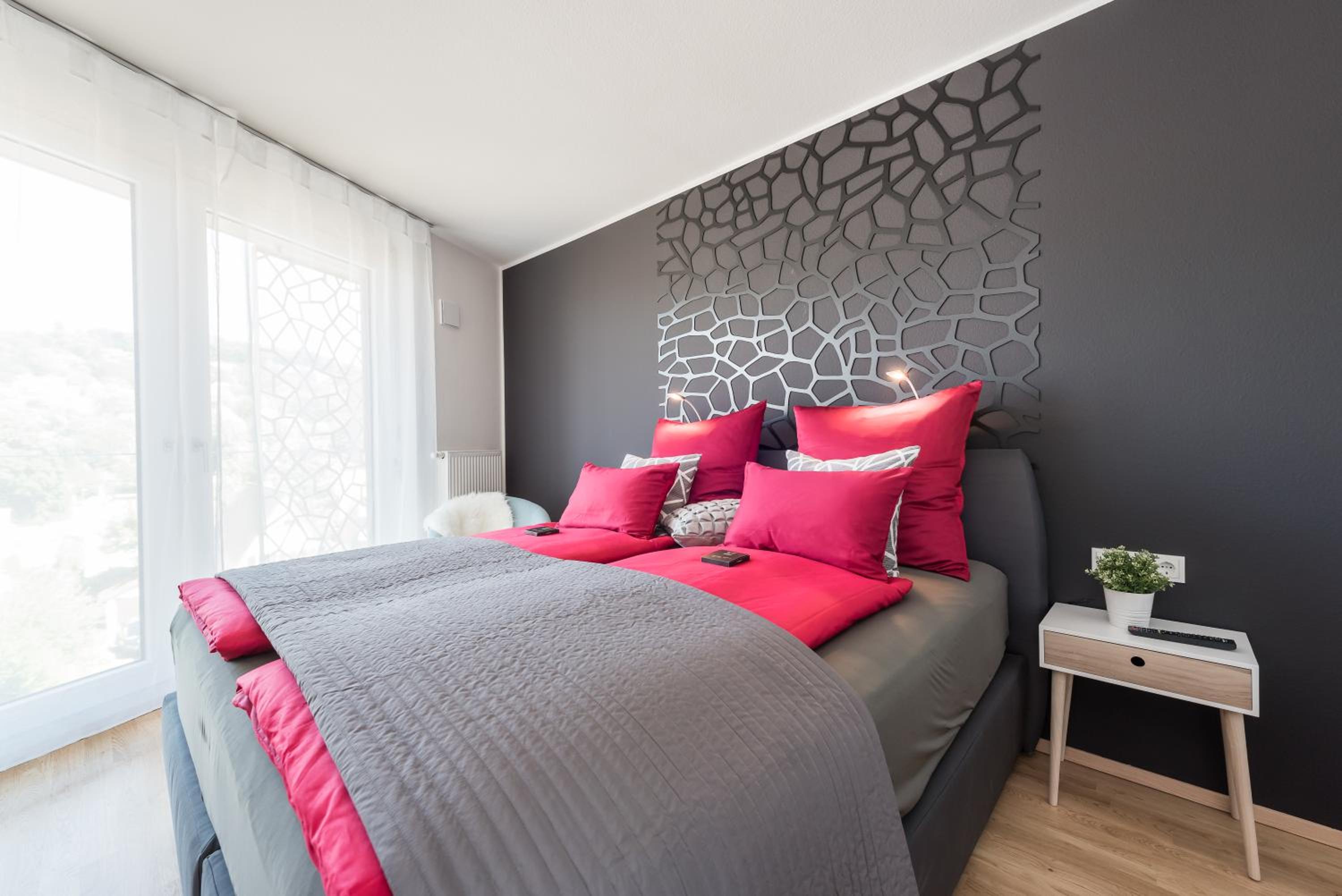 One-Bedroom Apartment - Photo 8