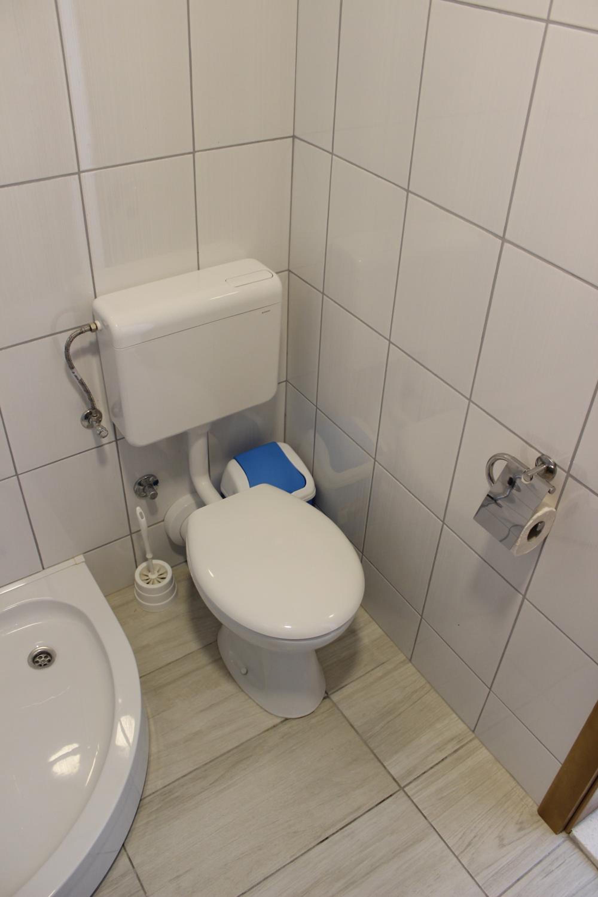 Double or Twin Room with Side Sea View photo 2