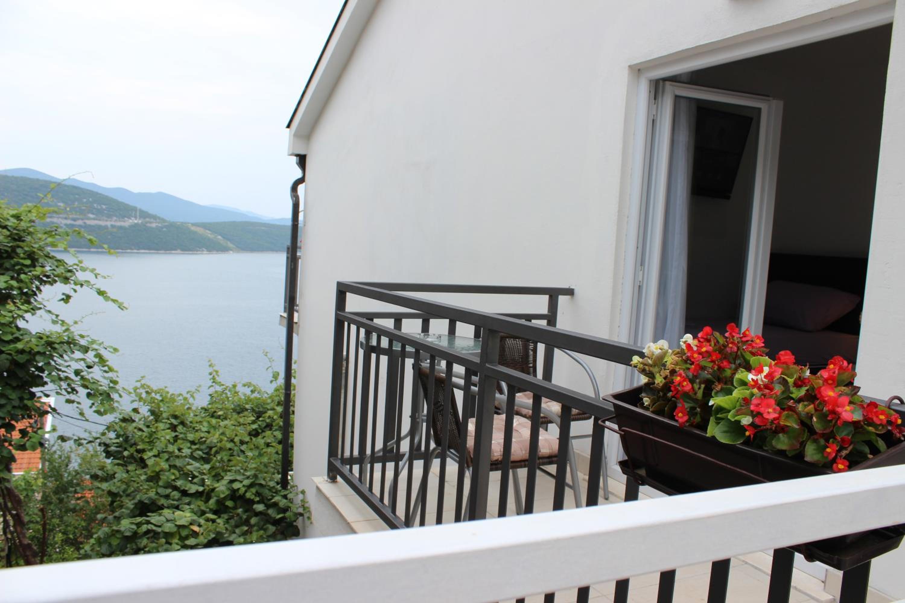 Triple Room with Balcony photo 3