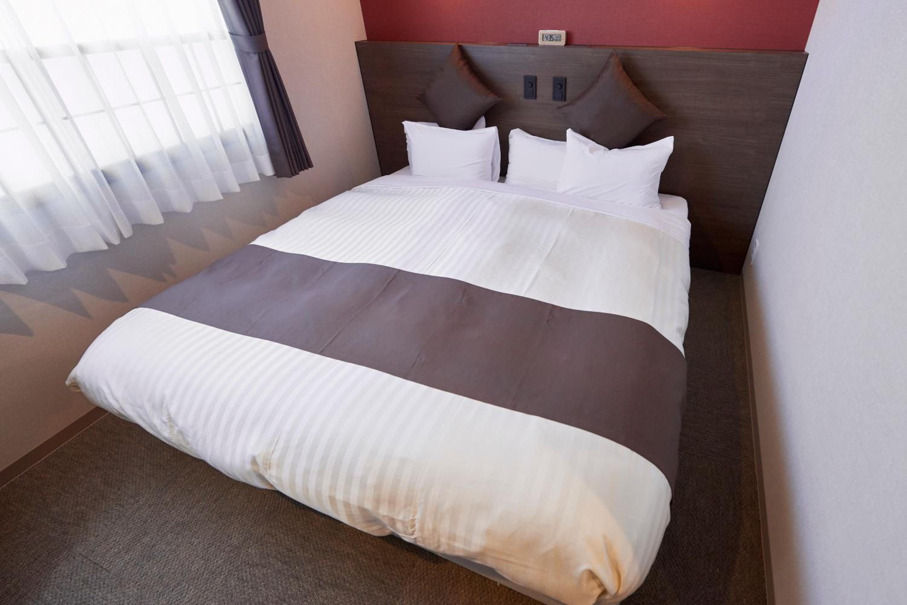 Hollywood twin room