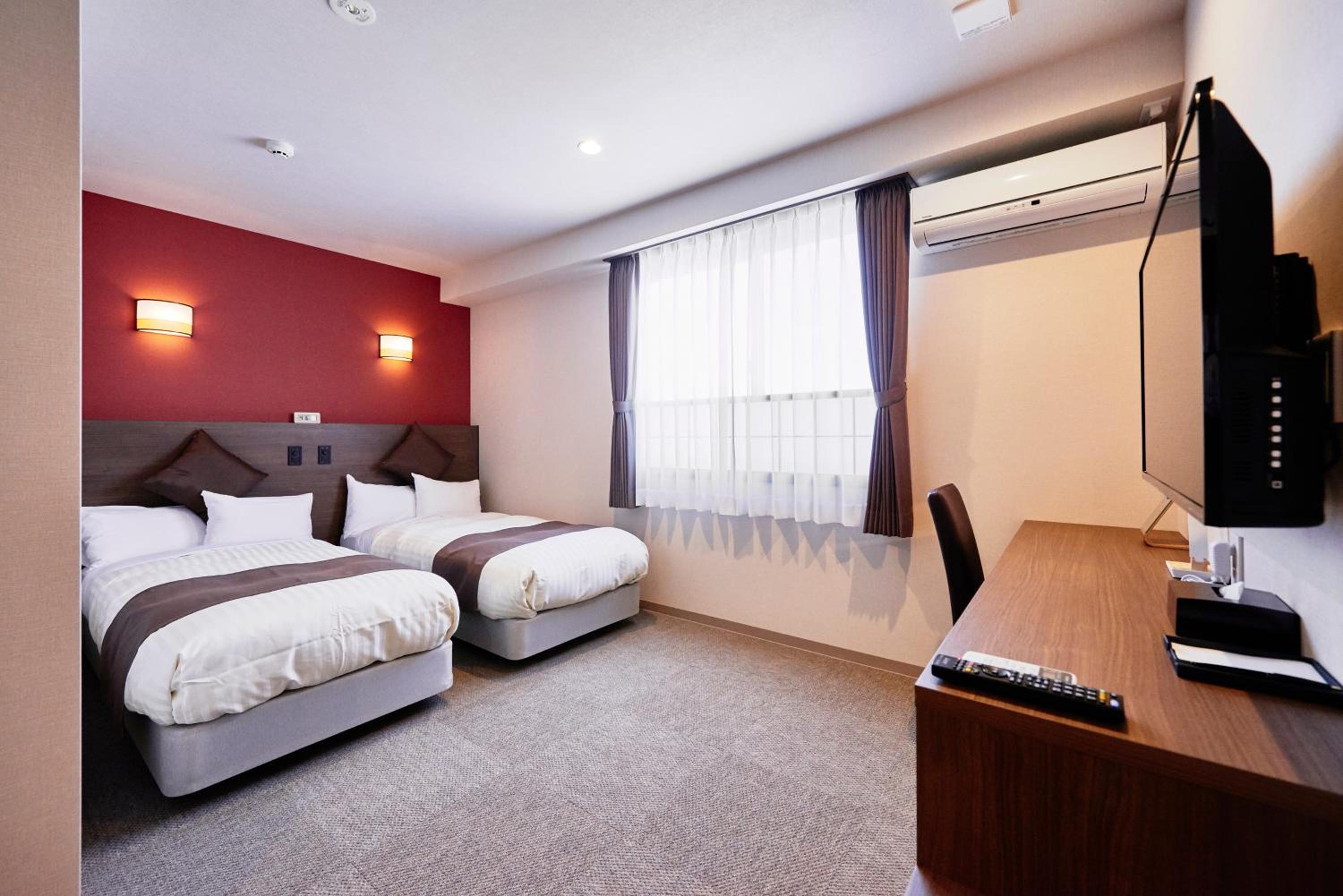 Superior Twin Room - Non-Smoking