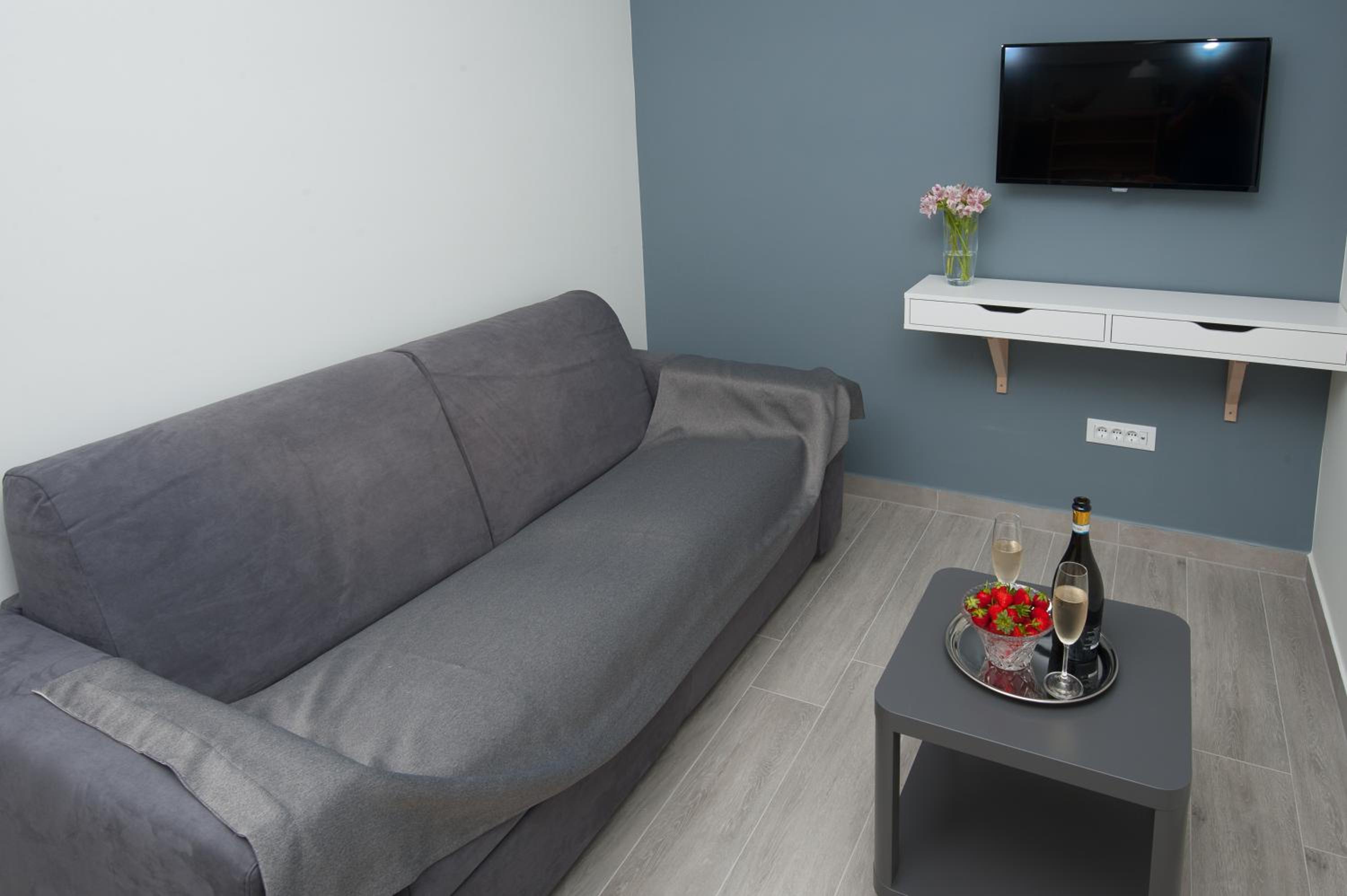 Apartment - Ground Floor with Sea View photo 3