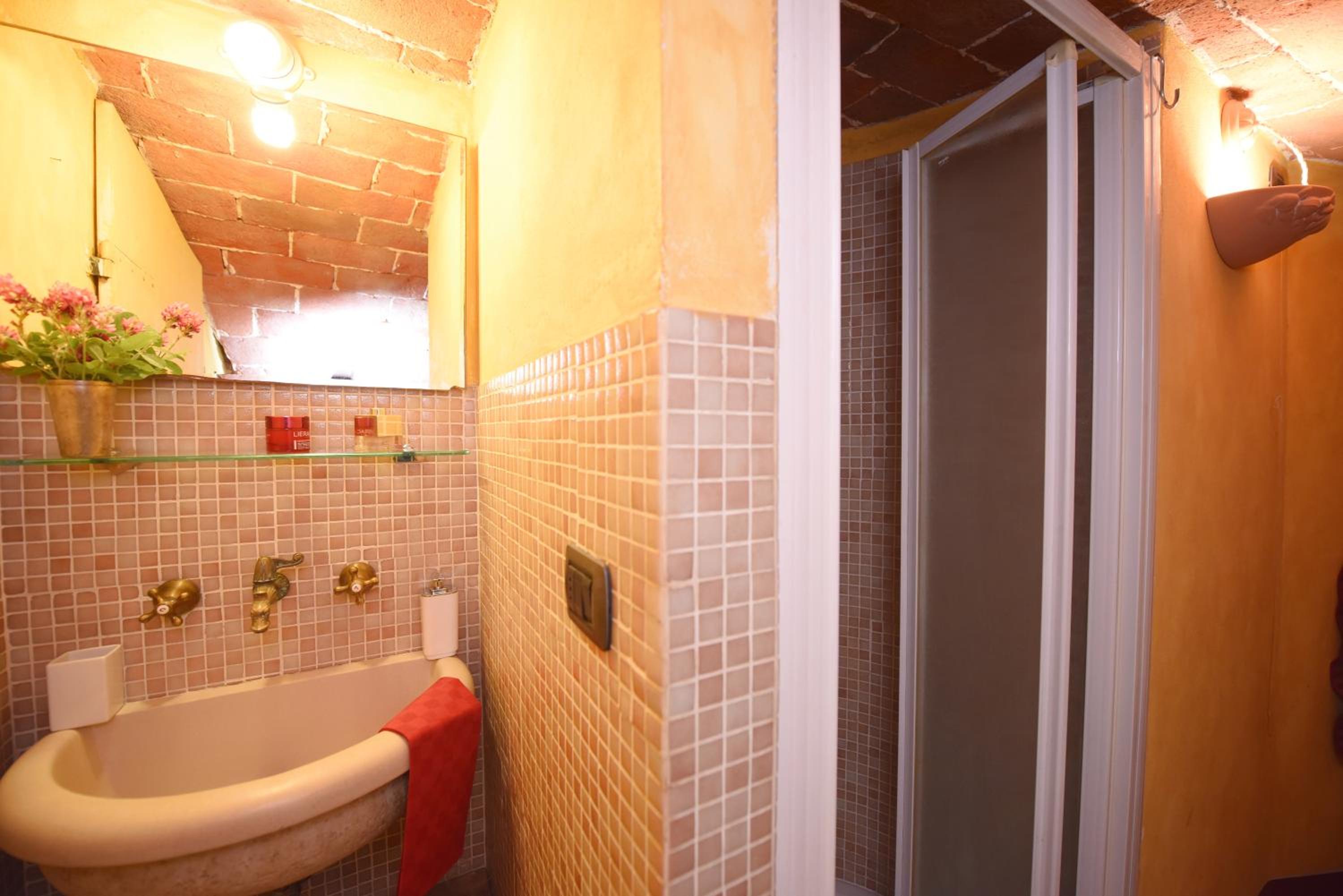 Apartment - Photo 25