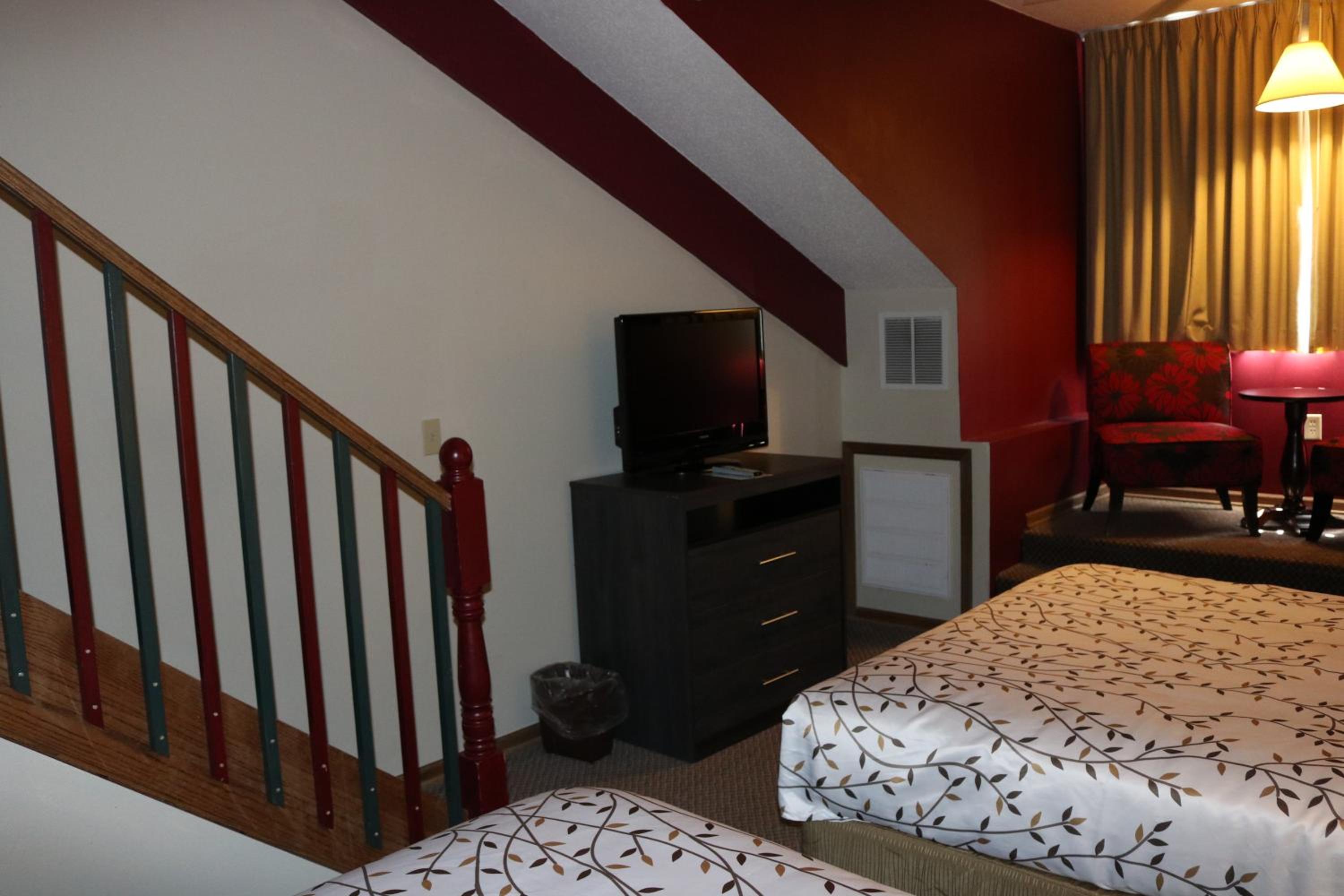 Loft Suite with 2 Queen Beds