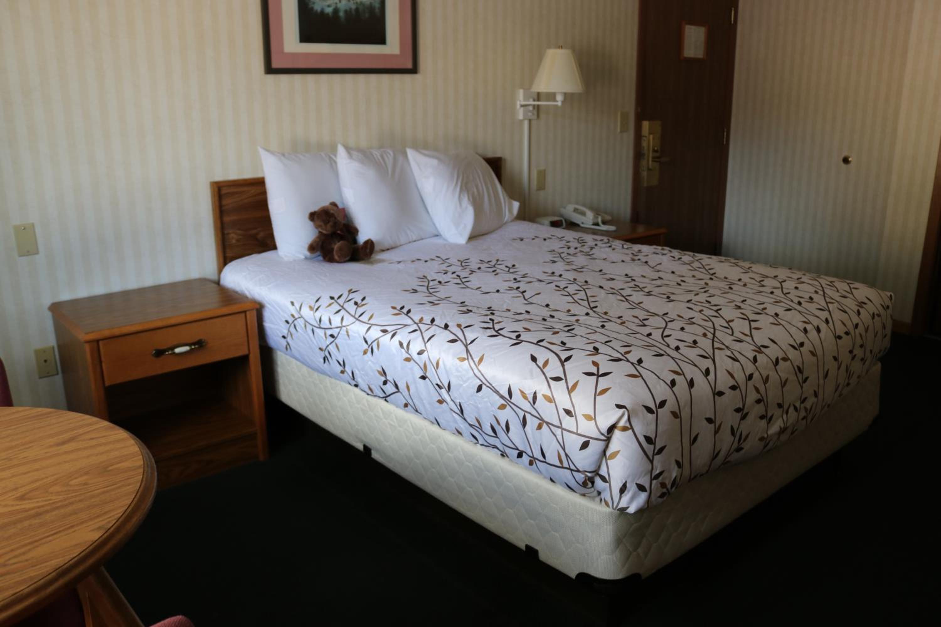 Queen Room
