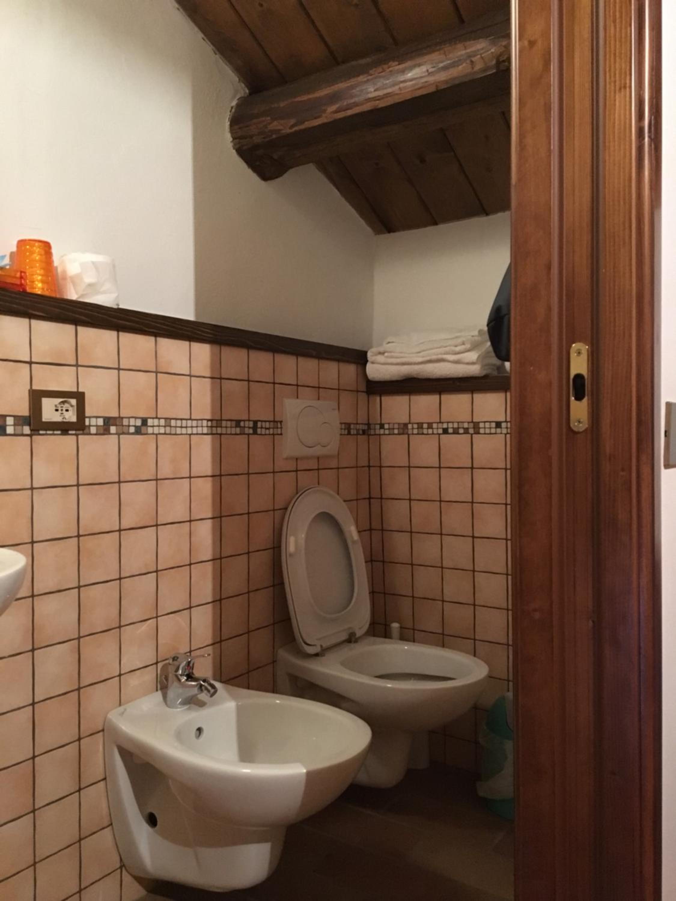 Quadruple Room with Private Bathroom photo 2