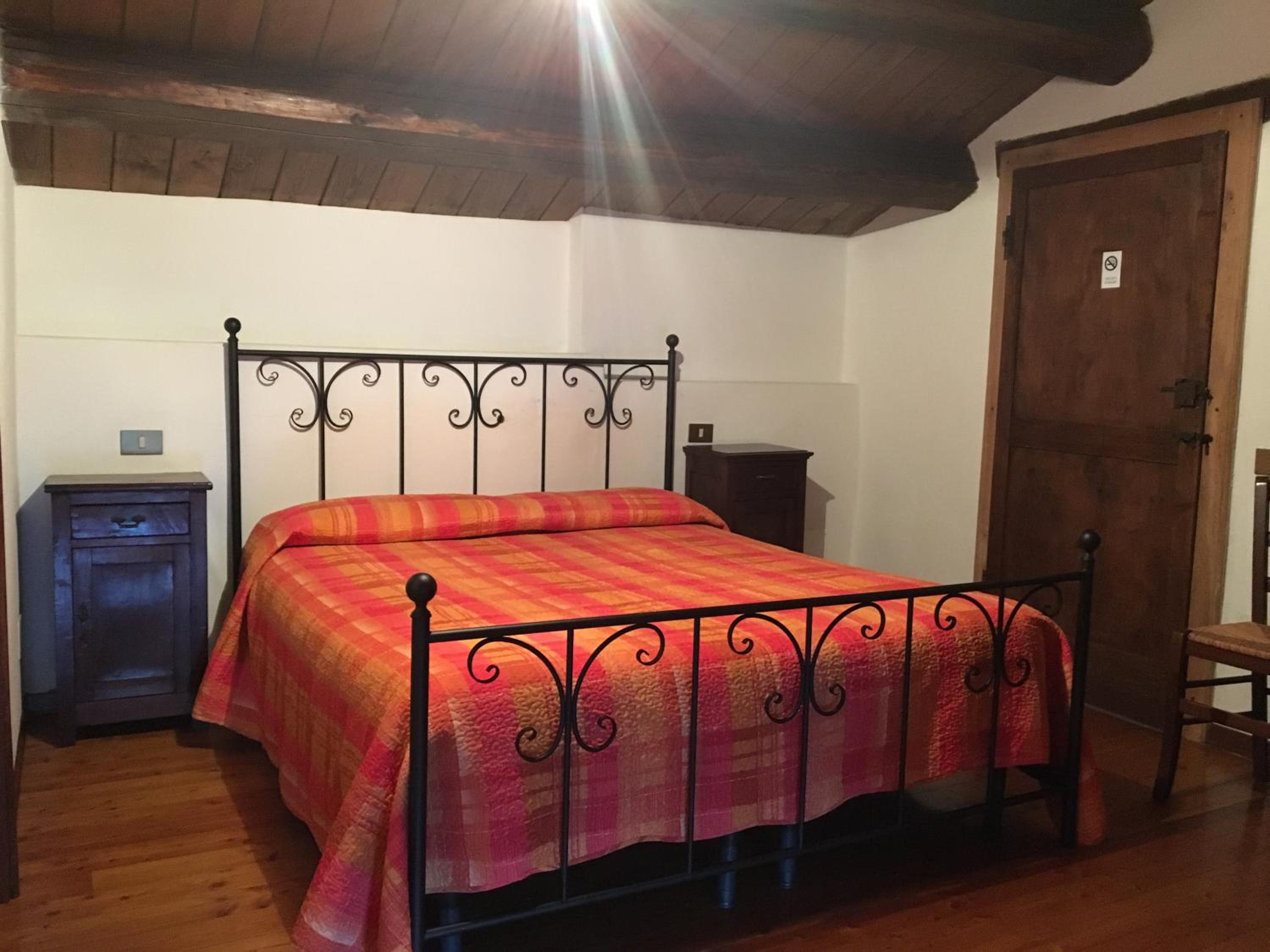 Quadruple Room with Private Bathroom photo 1