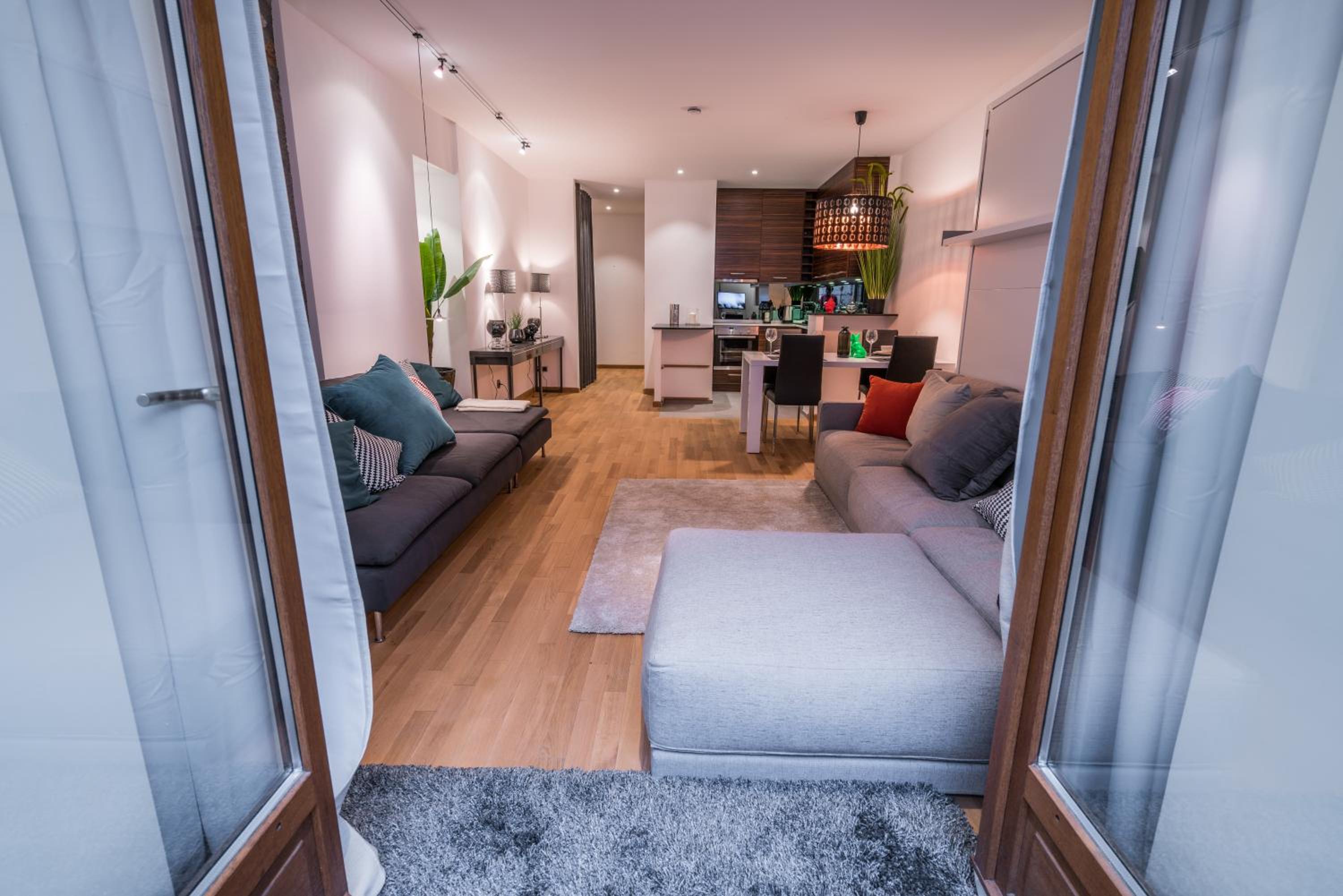 Deluxe Apartment with Balcony photo 3