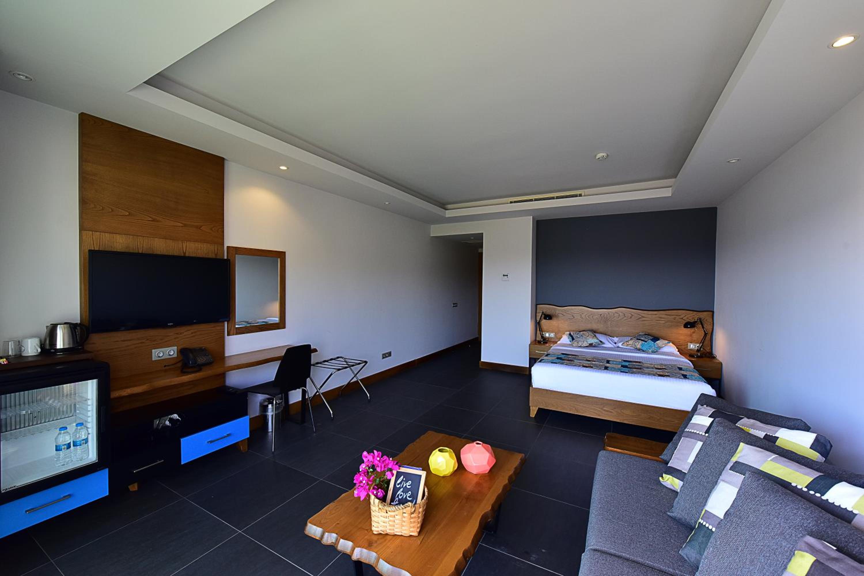 Deluxe Double Room with Sea View