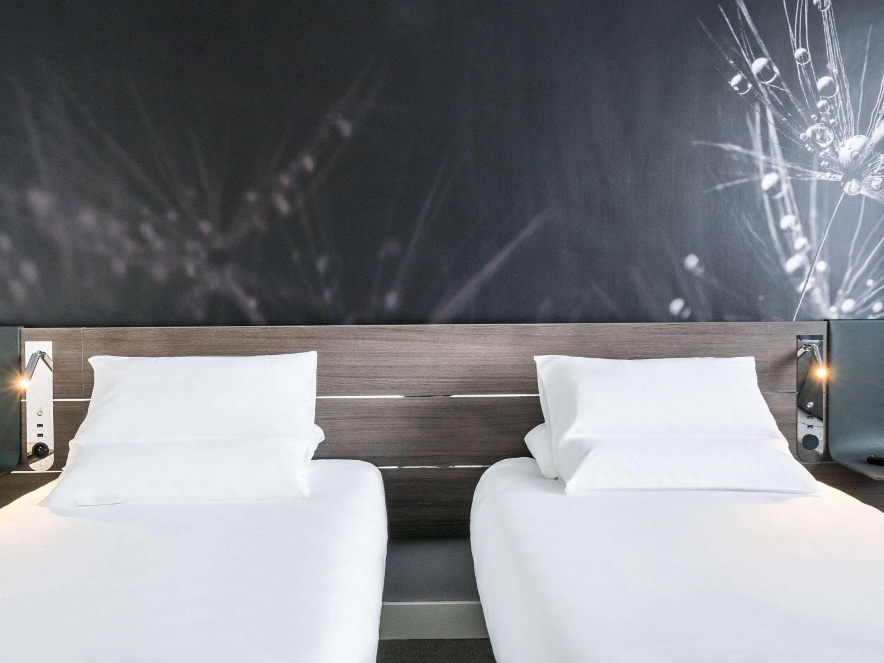 Comfort Room with Twin Beds photo 3