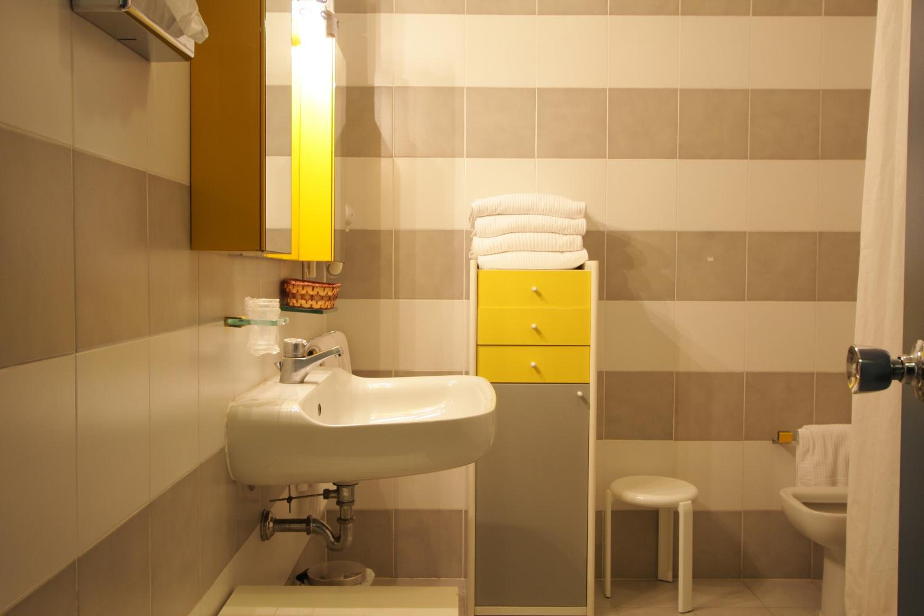 Studio Apartment photo 2
