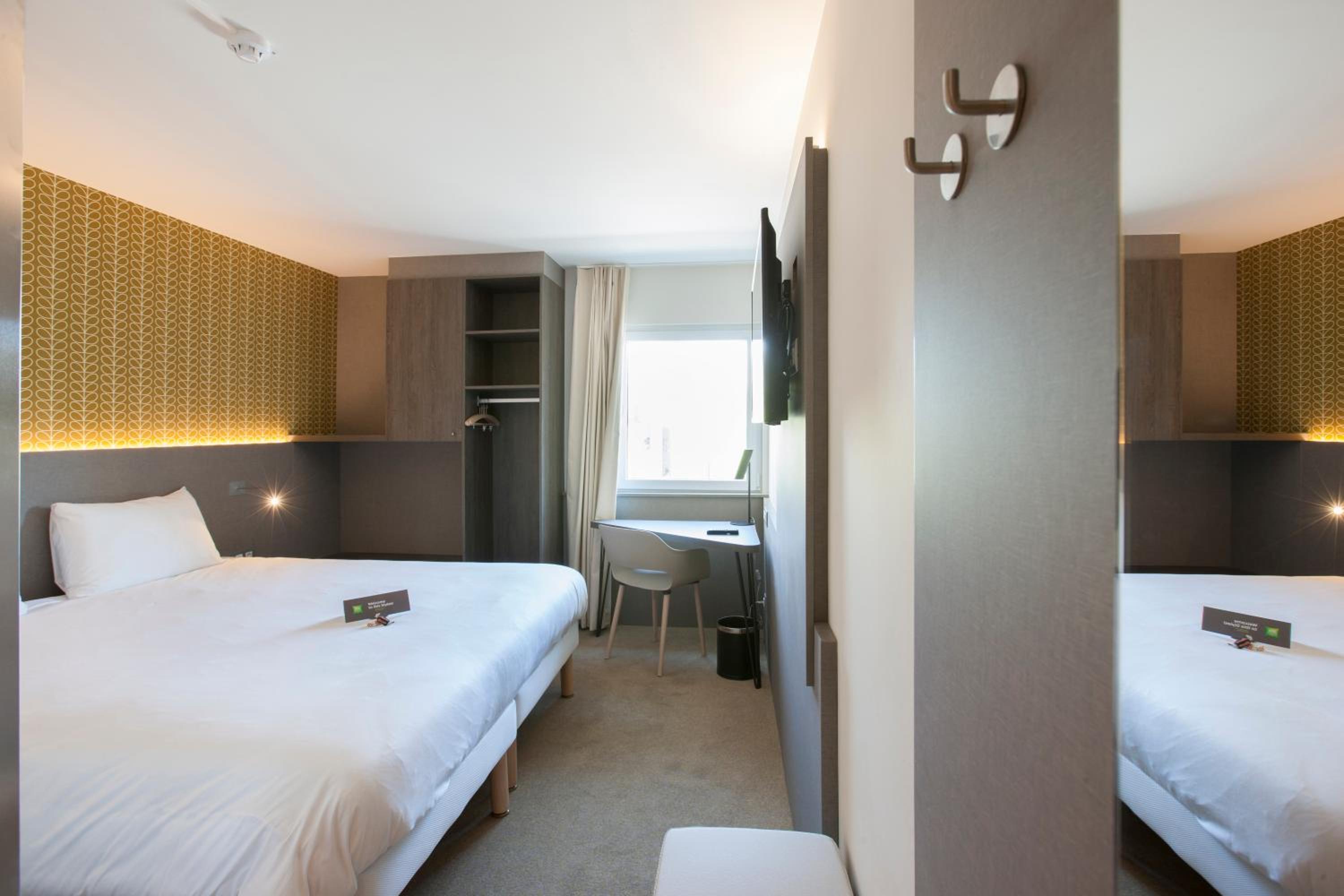 Standard Double Room - Photo 2