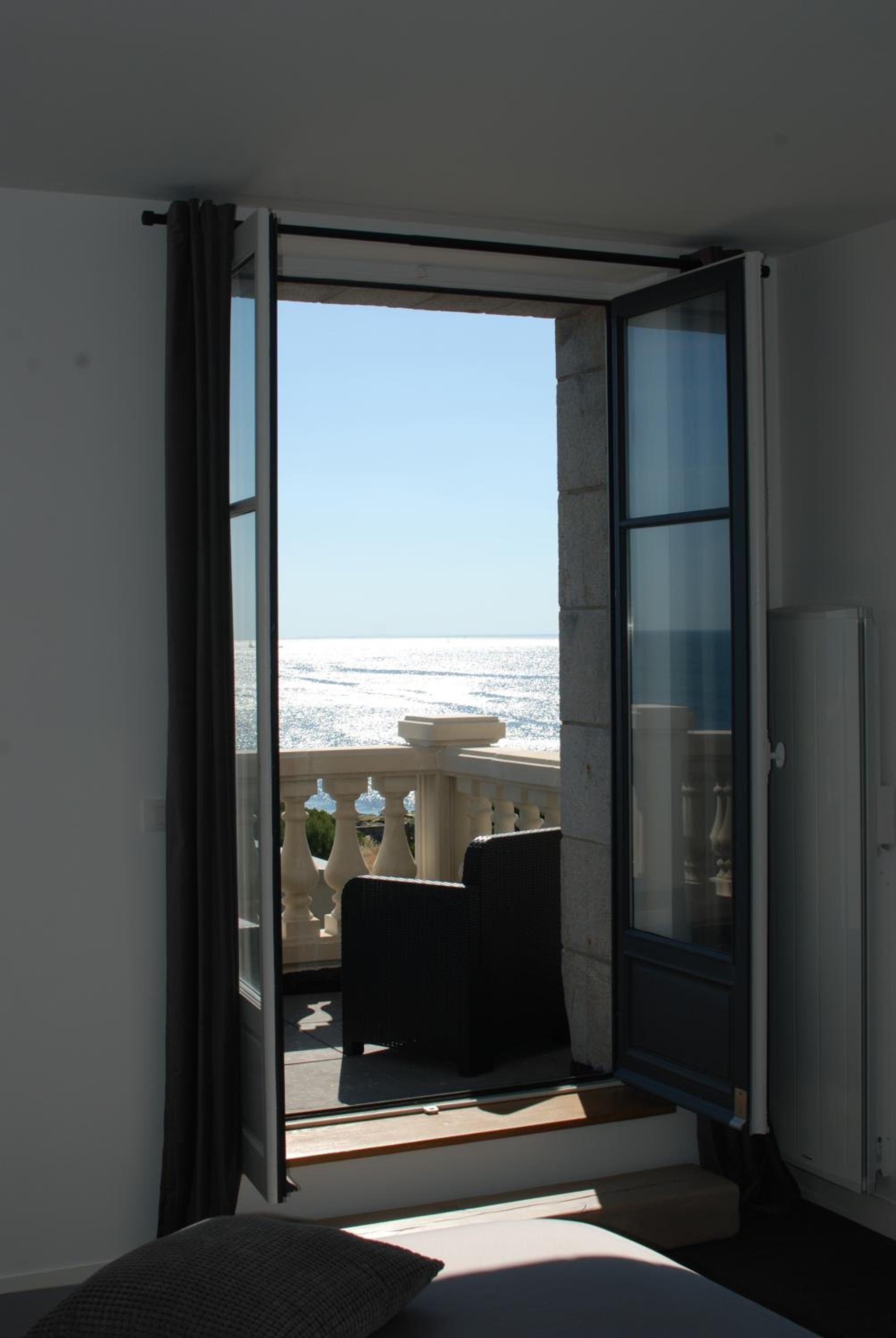 Double Room with Sea View photo 3