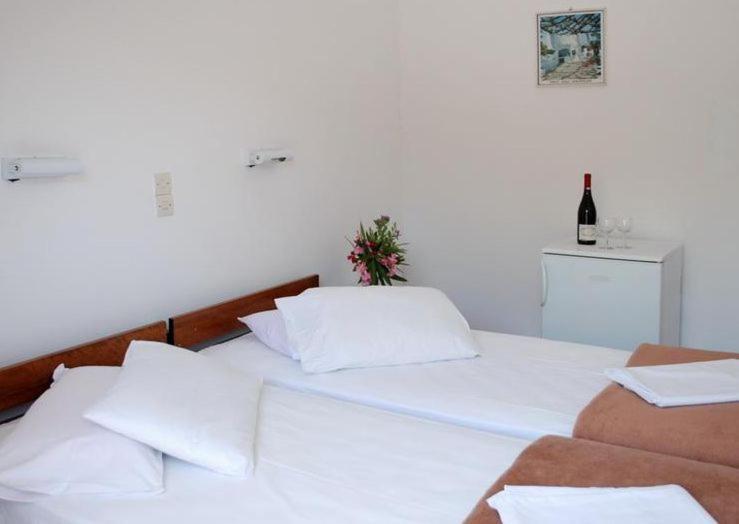 Twin Room with Sea View photo 2