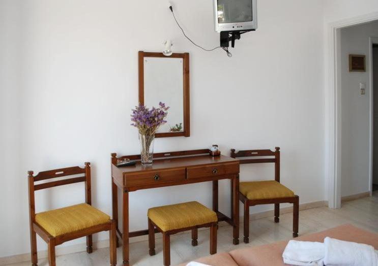 Twin Room with Sea View photo 1