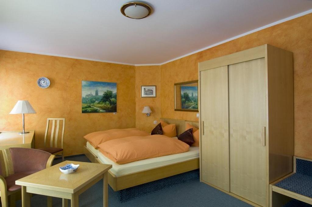 Double Room - Photo 1