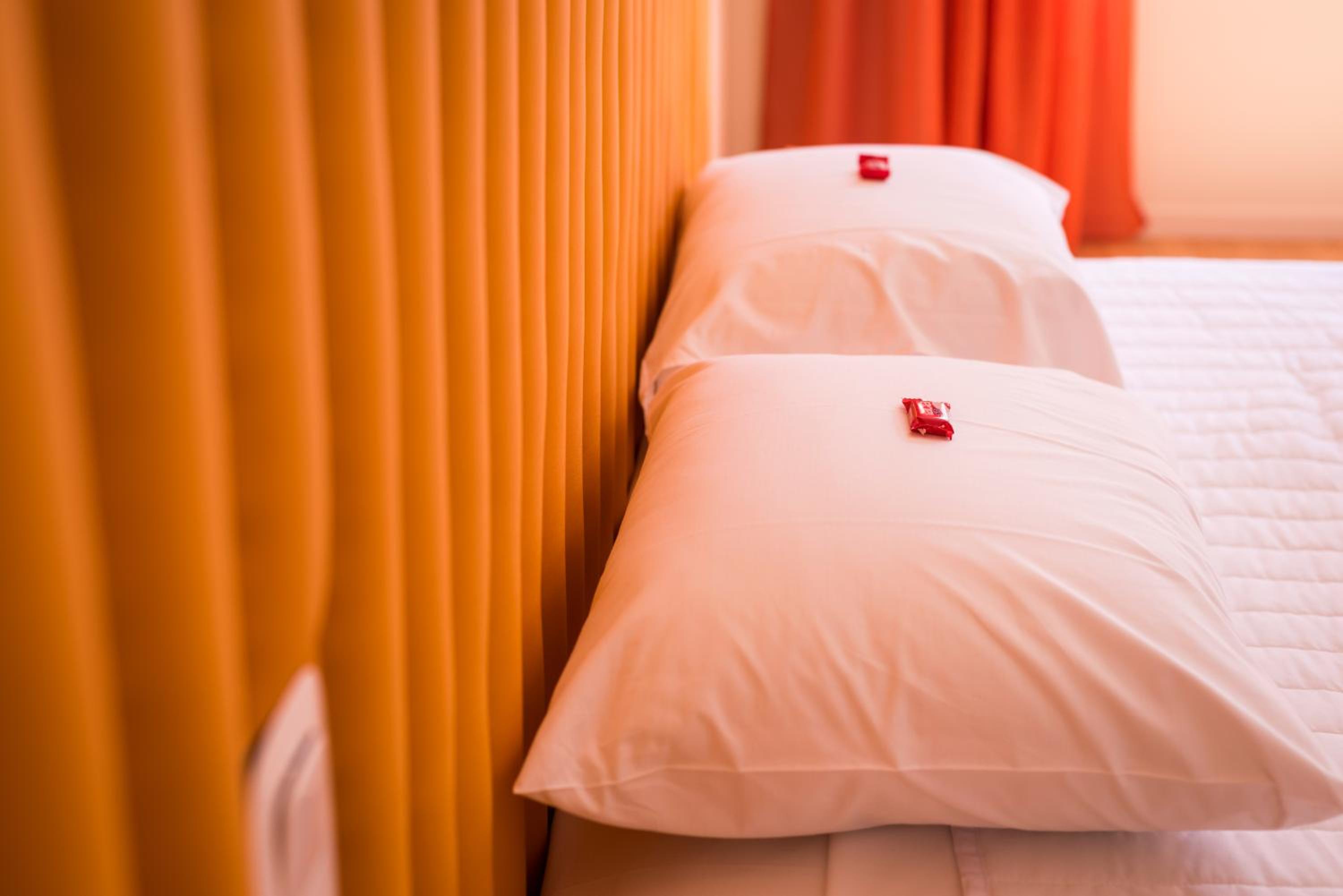  Superior Double Room with Balcony - Photo 4