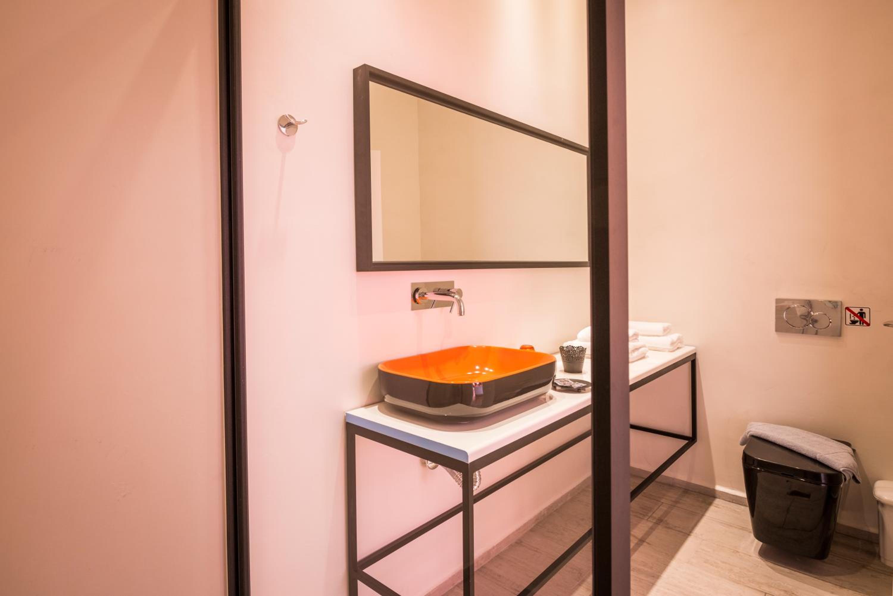  Superior Double Room with Balcony - Photo 14