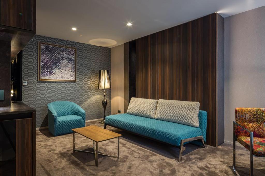 Superior Apartment