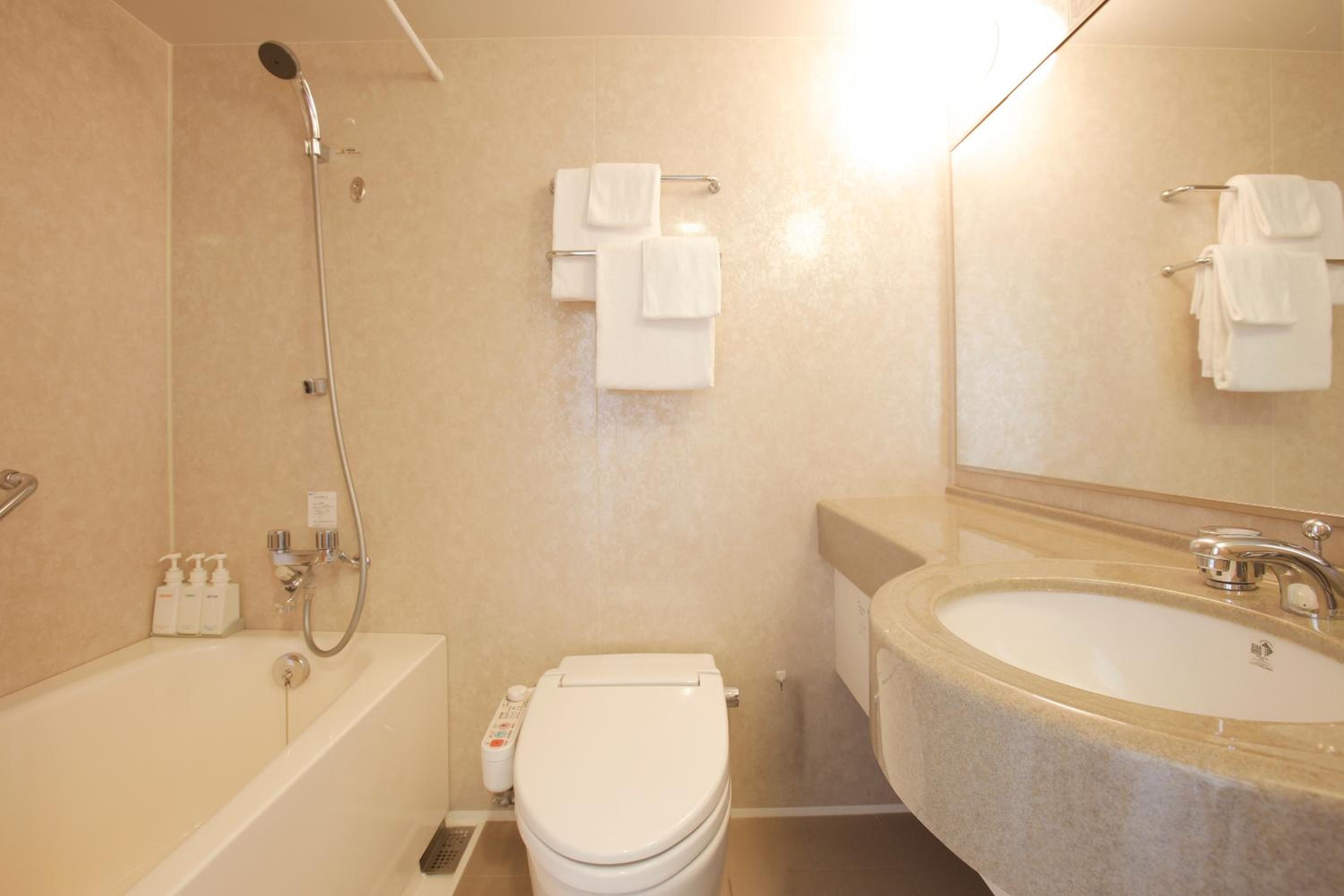 Single Room - Smoking photo 2