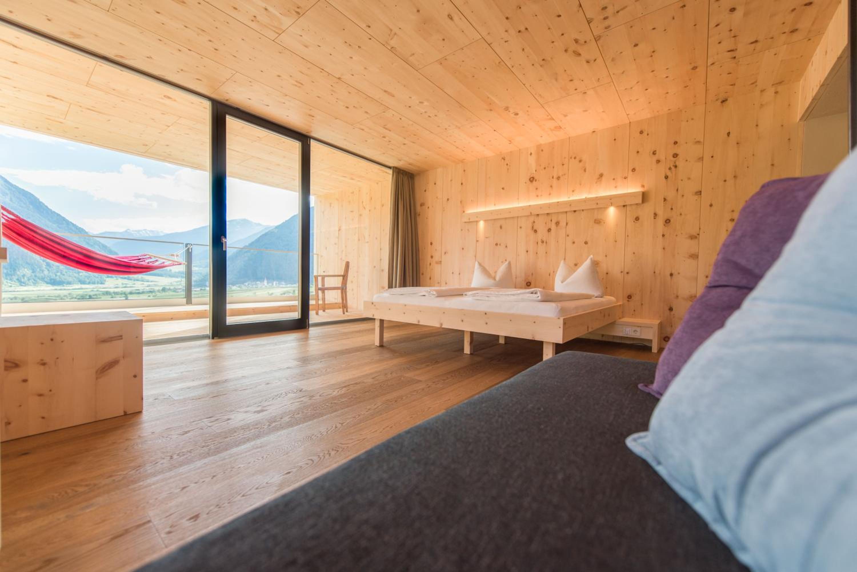 Deluxe Double Room with Balcony - Photo 1
